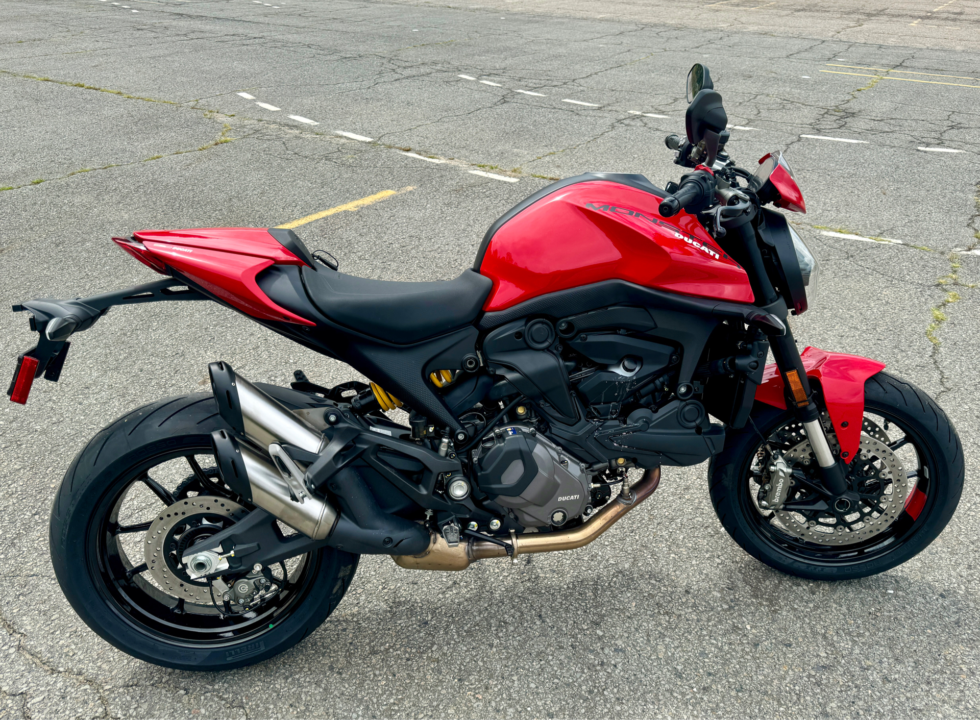 2024 Ducati Monster + in Foxboro, Massachusetts - Photo 13