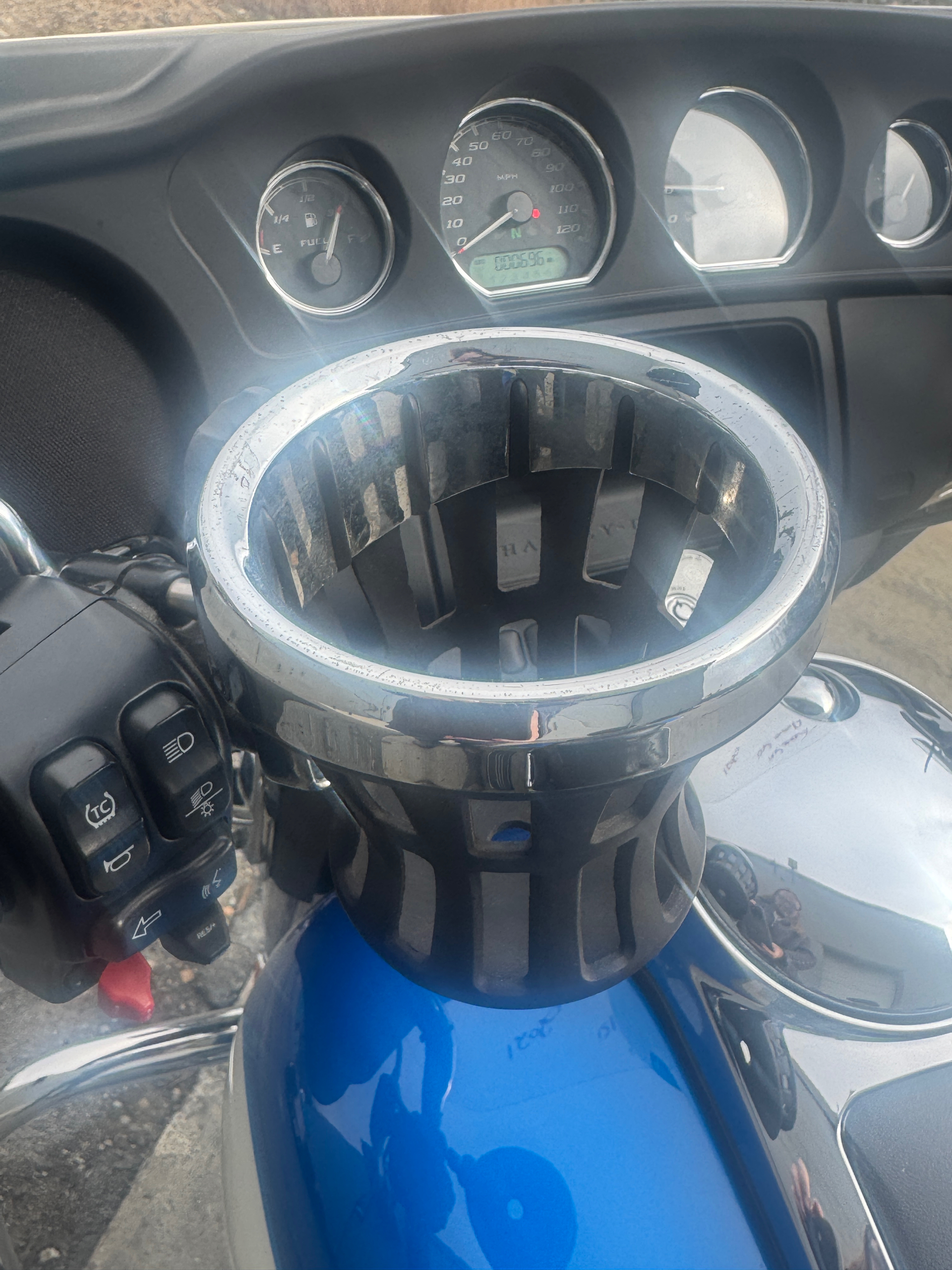2021 Harley-Davidson Electra Glide® Standard in Foxboro, Massachusetts - Photo 10