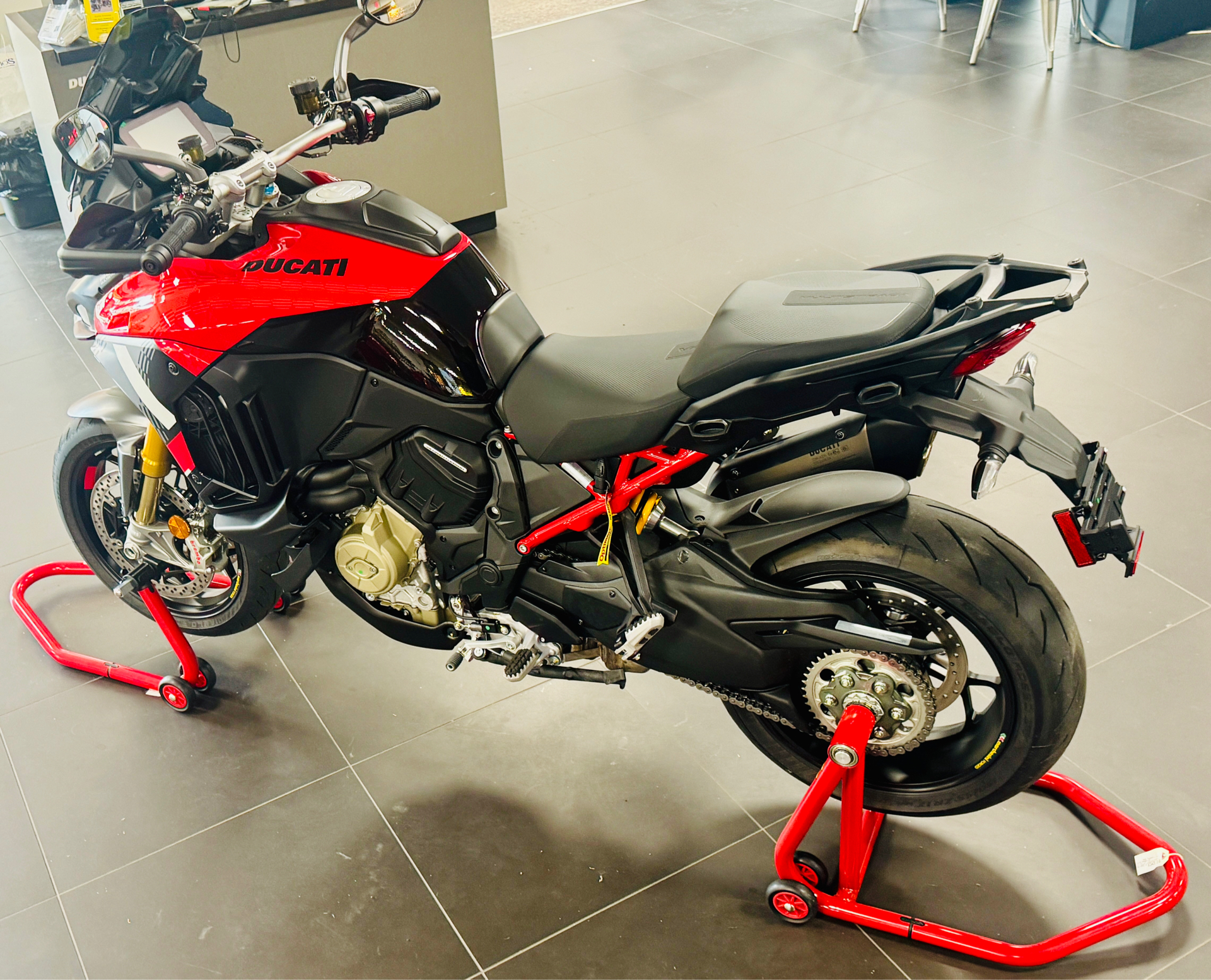 2026 Ducati MULTISTRADA V4 PIKES PEAK in Foxboro, Massachusetts - Photo 7