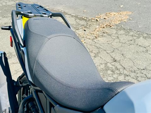 2023 Suzuki V-Strom 800DE in Foxboro, Massachusetts - Photo 11