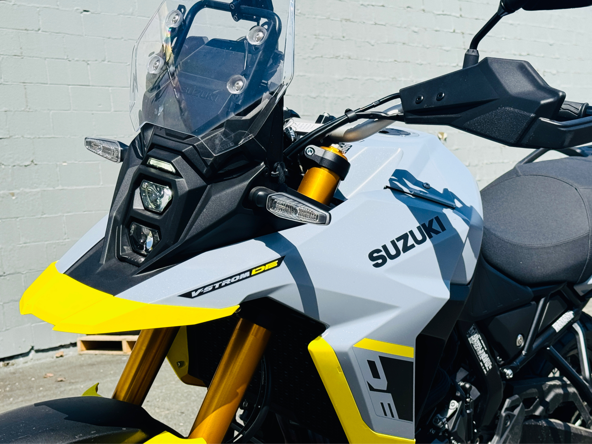 2023 Suzuki V-Strom 800DE in Foxboro, Massachusetts - Photo 23