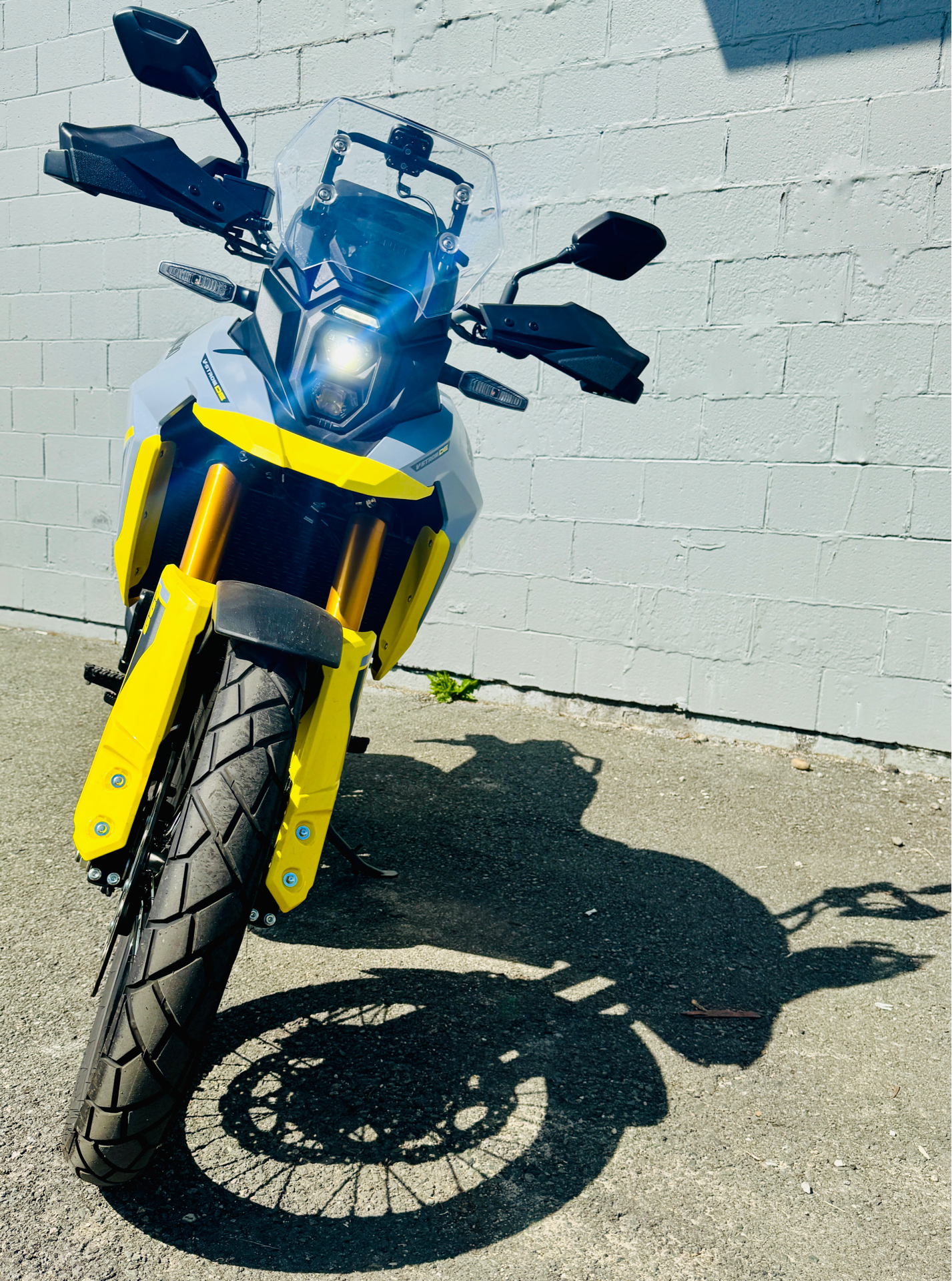 2023 Suzuki V-Strom 800DE in Foxboro, Massachusetts - Photo 5