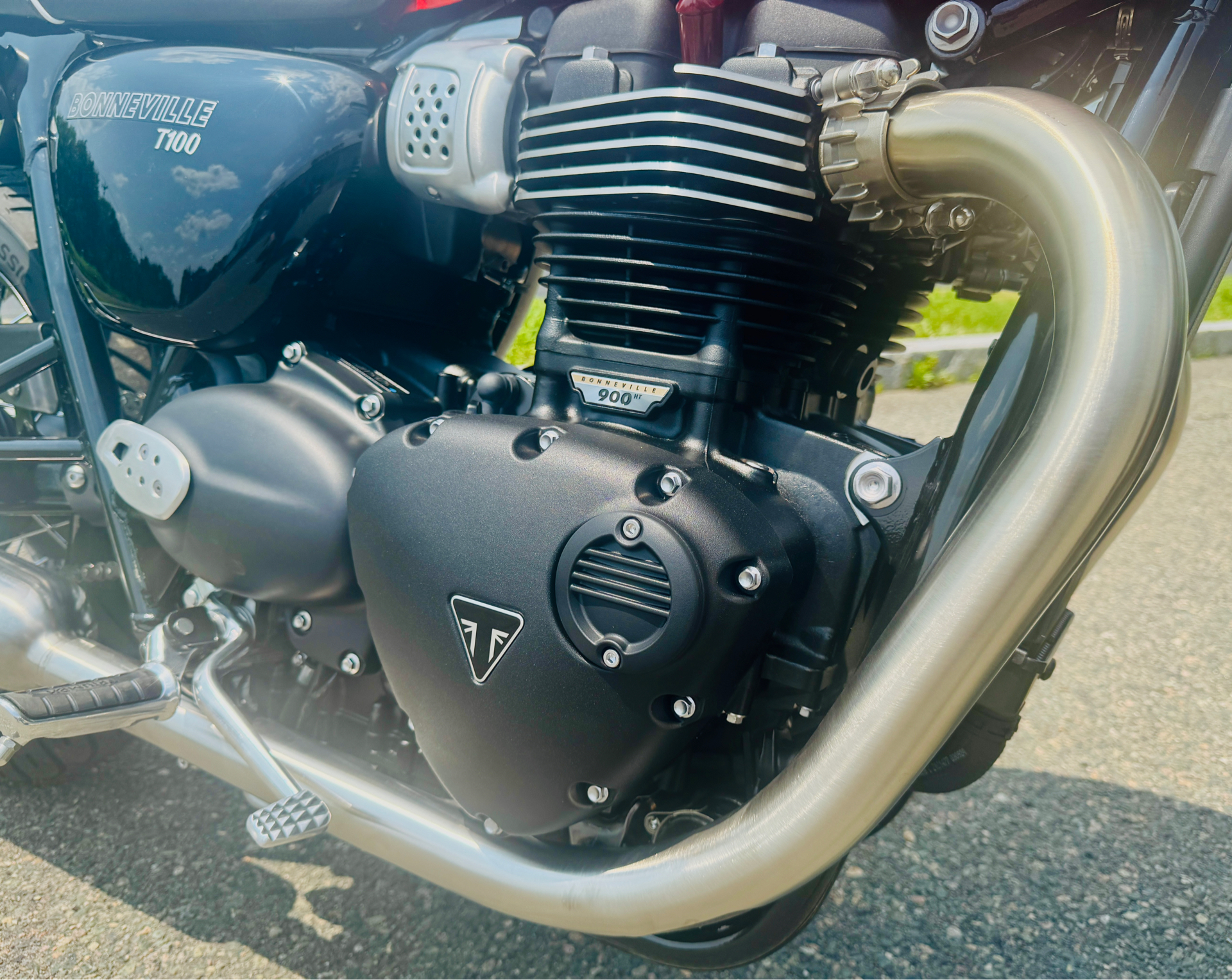 2025 Triumph Bonneville T100 in Foxboro, Massachusetts - Photo 5