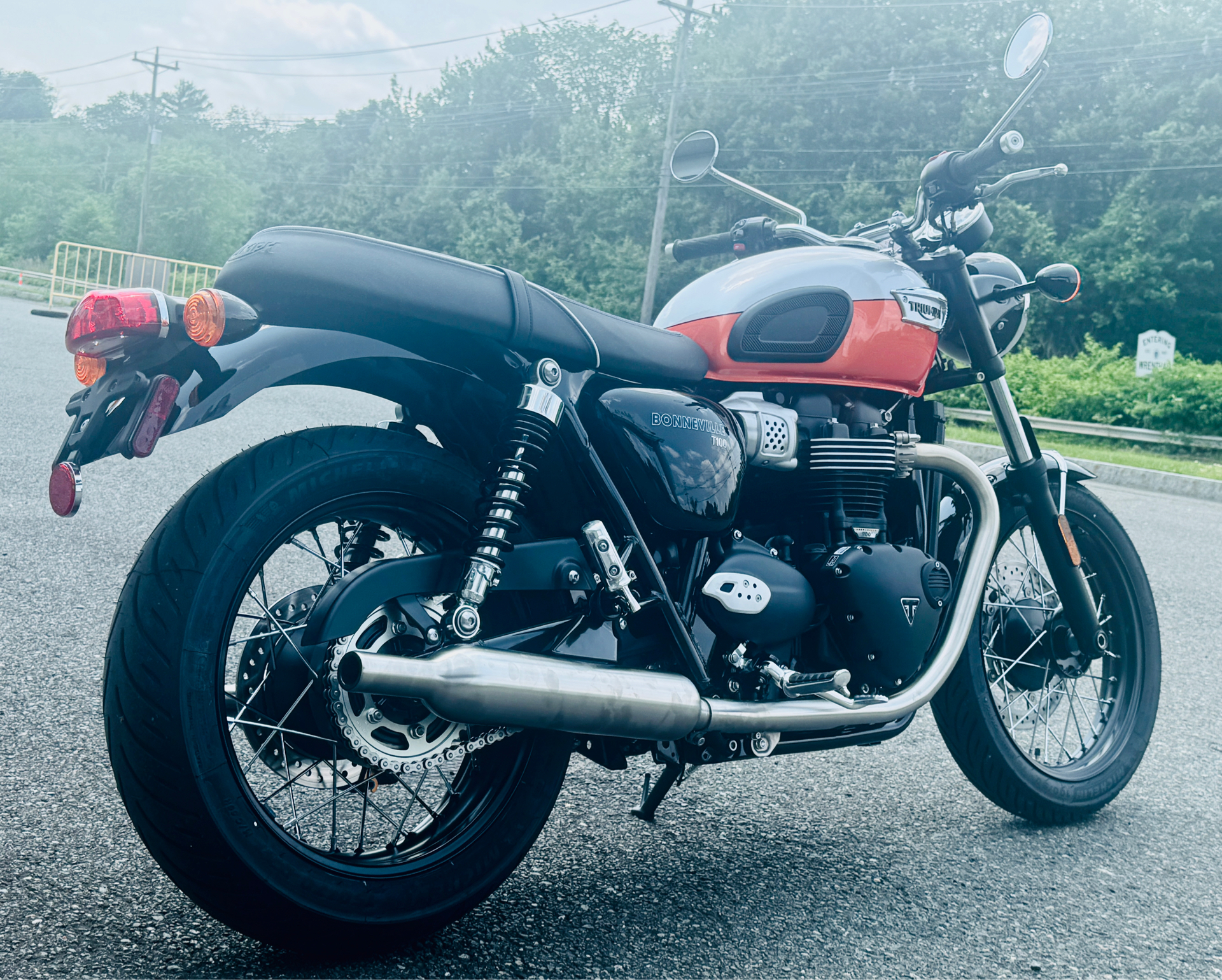 2025 Triumph Bonneville T100 in Foxboro, Massachusetts - Photo 22