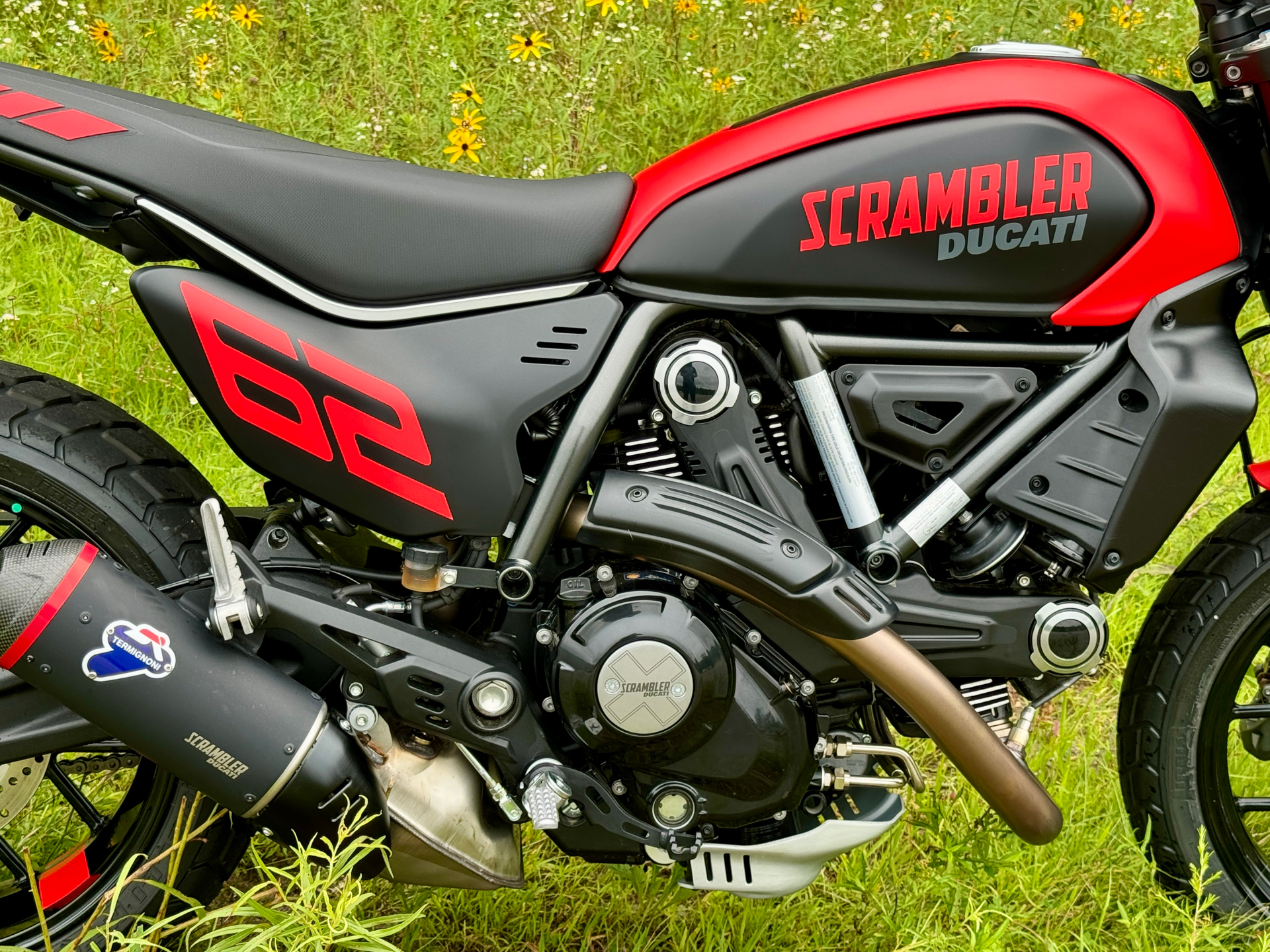 2024 Ducati Scrambler Full Throttle in Foxboro, Massachusetts - Photo 16