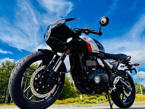 2026 Triumph Thruxton 400