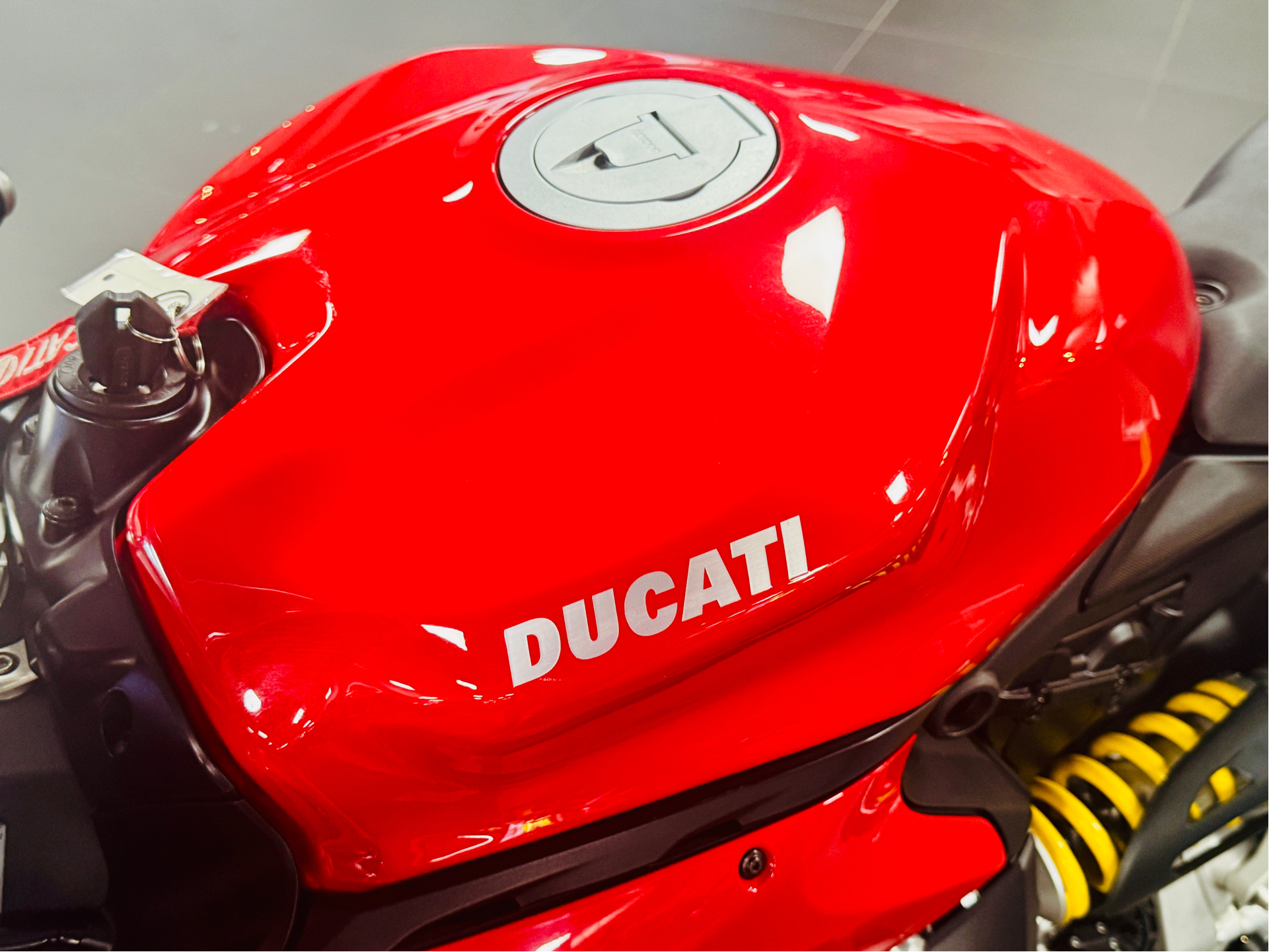 2015 Ducati 1299 Panigale in Foxboro, Massachusetts - Photo 13