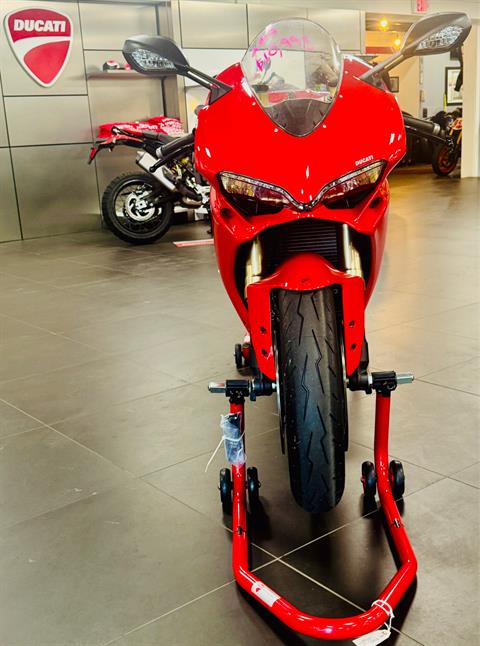 2015 Ducati 1299 Panigale in Foxboro, Massachusetts - Photo 5