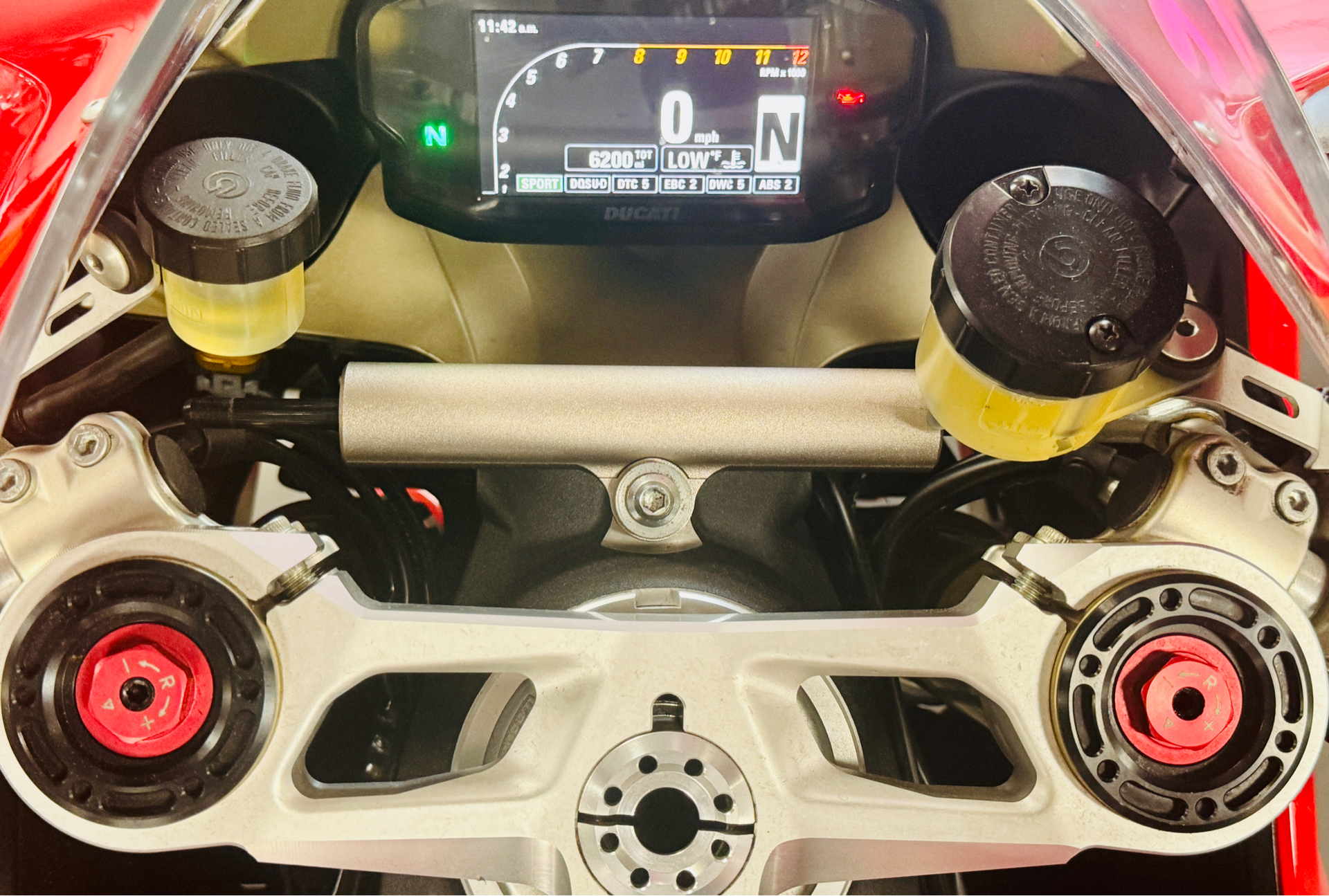 2015 Ducati 1299 Panigale in Foxboro, Massachusetts - Photo 4