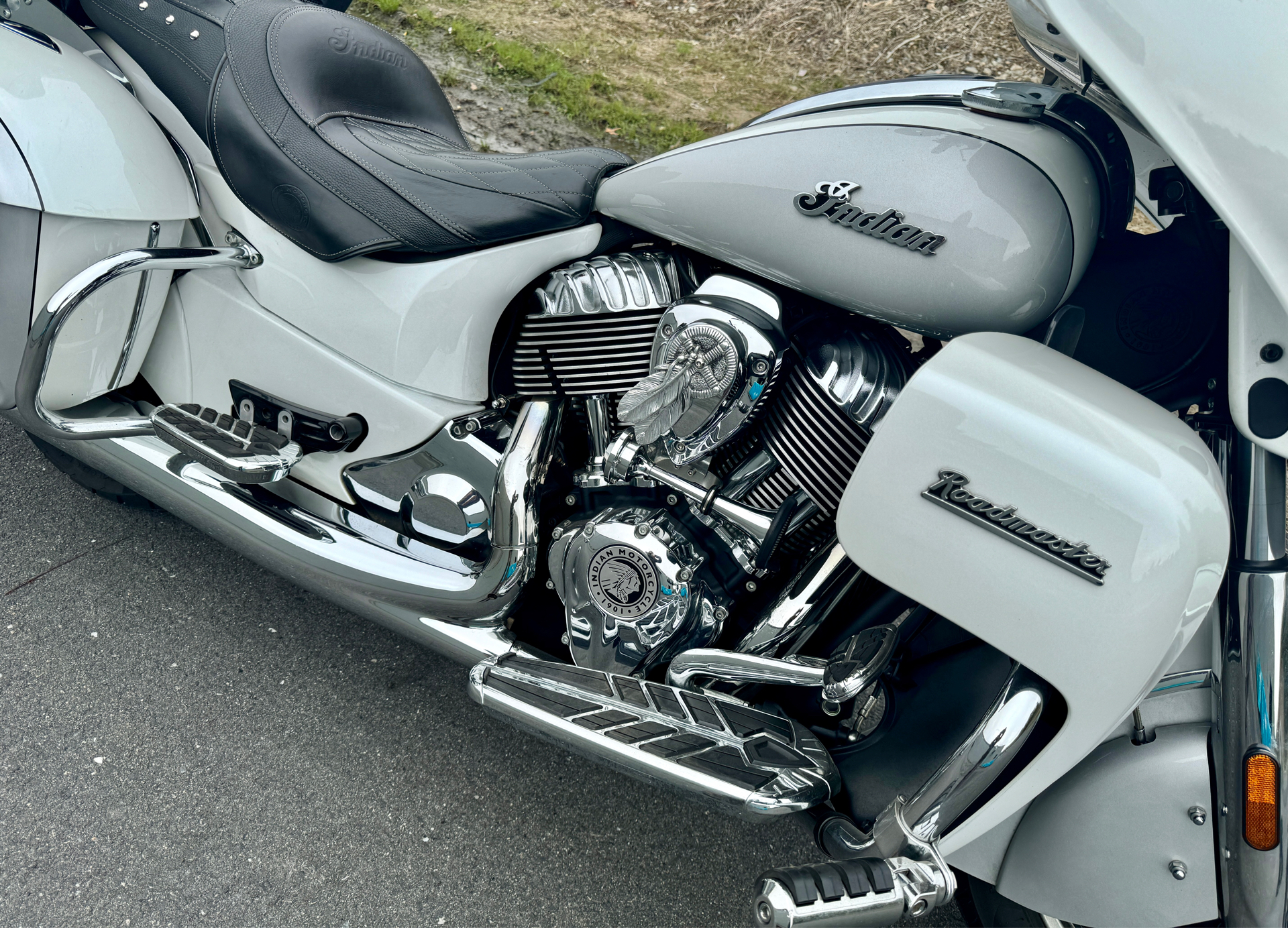 2018 Indian Motorcycle Roadmaster® ABS in Foxboro, Massachusetts - Photo 11