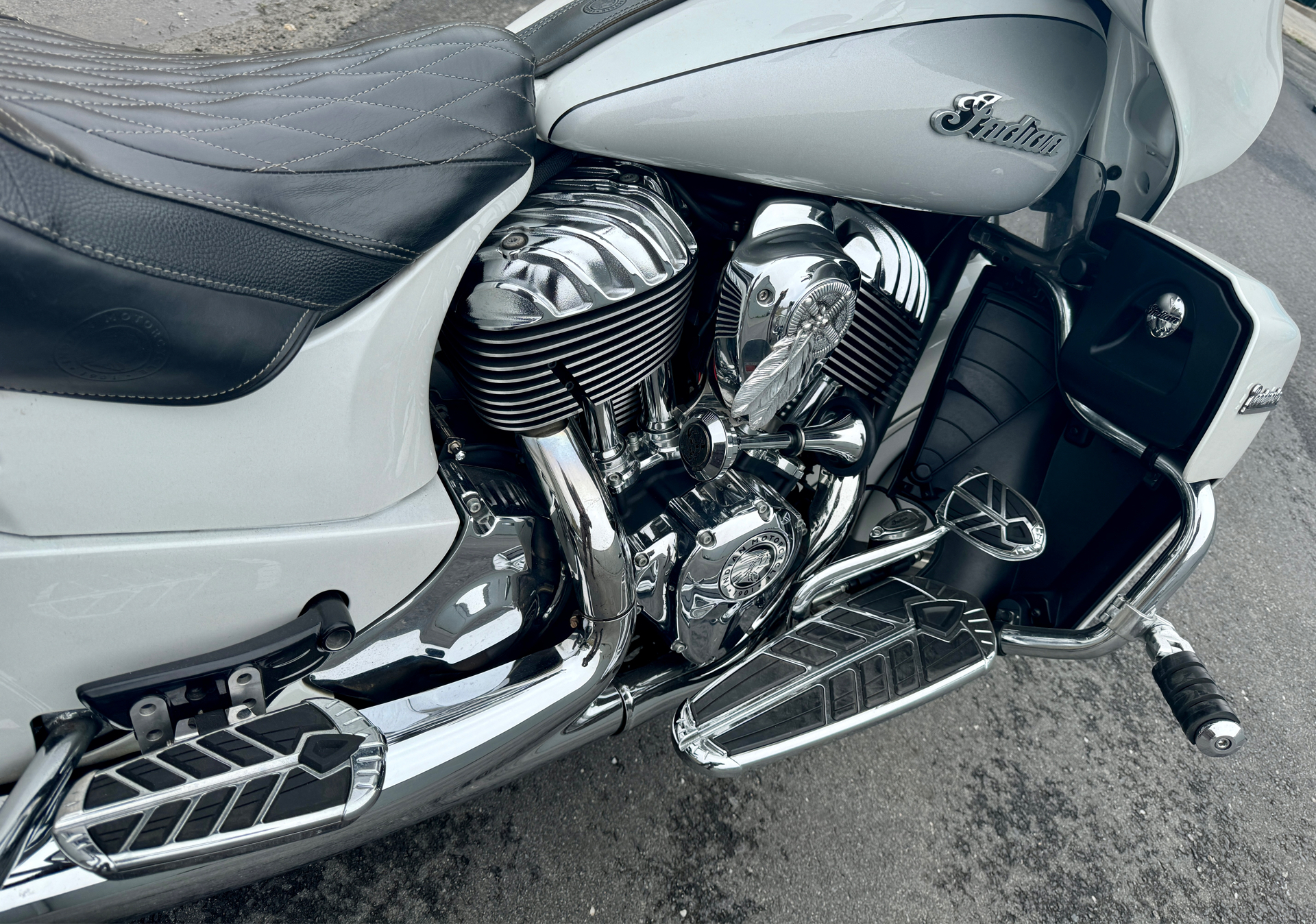 2018 Indian Motorcycle Roadmaster® ABS in Foxboro, Massachusetts - Photo 14