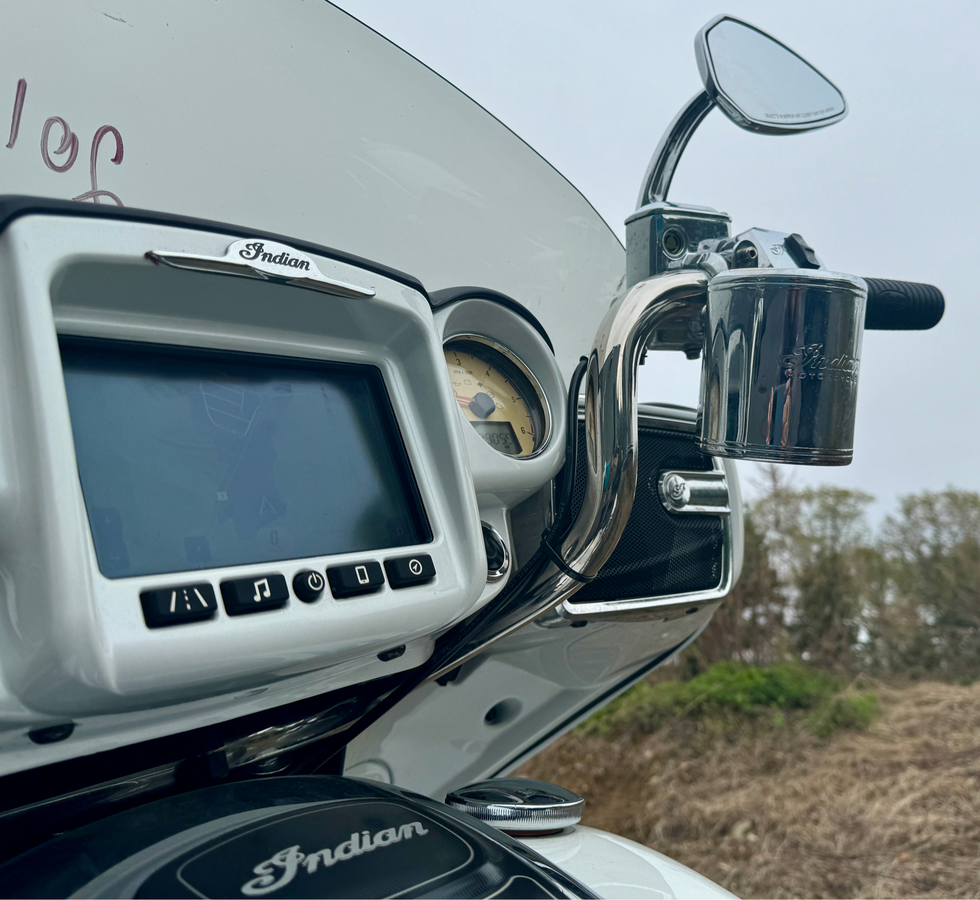2018 Indian Motorcycle Roadmaster® ABS in Foxboro, Massachusetts - Photo 16
