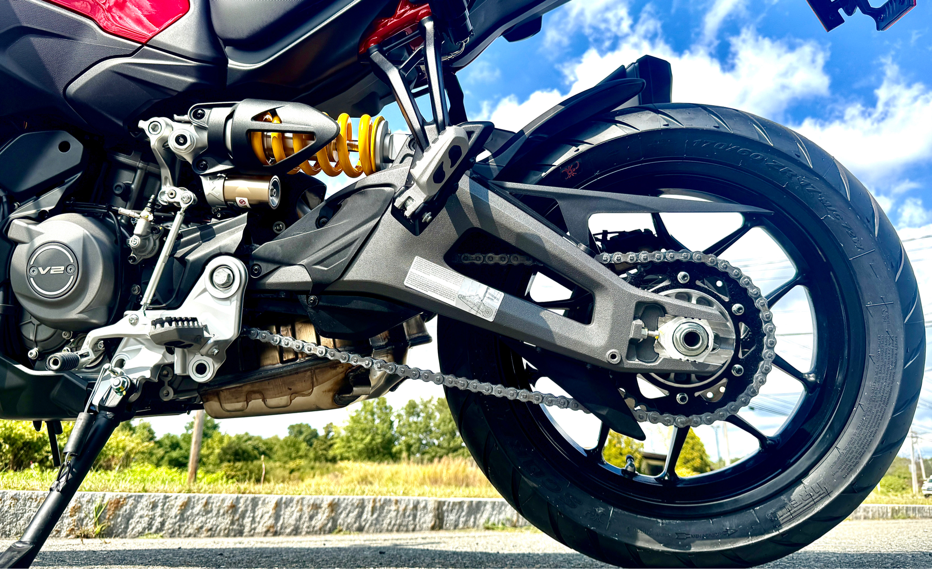2025 Ducati Multistrada V2 S in Foxboro, Massachusetts - Photo 10