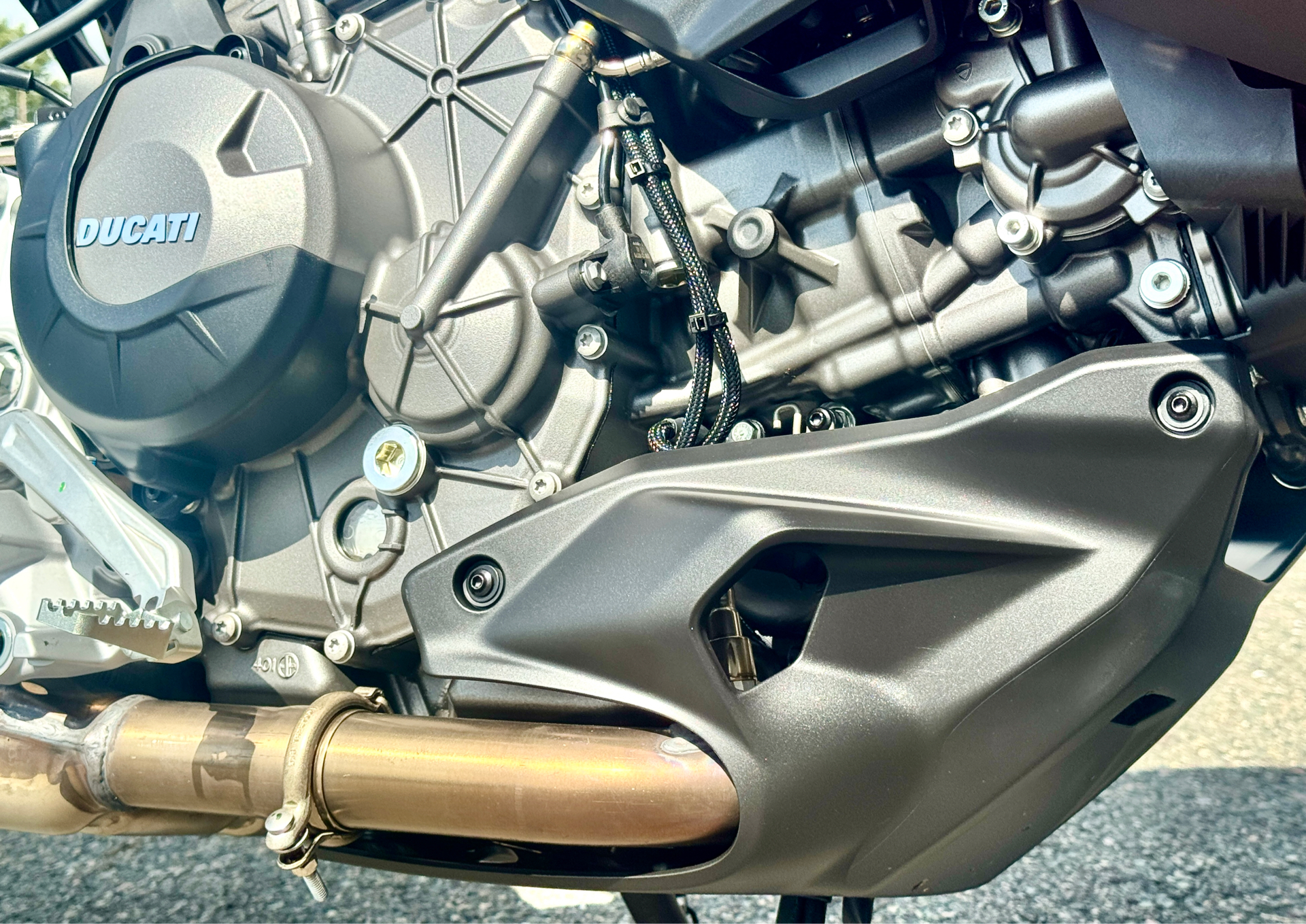2025 Ducati Multistrada V2 S in Foxboro, Massachusetts - Photo 18