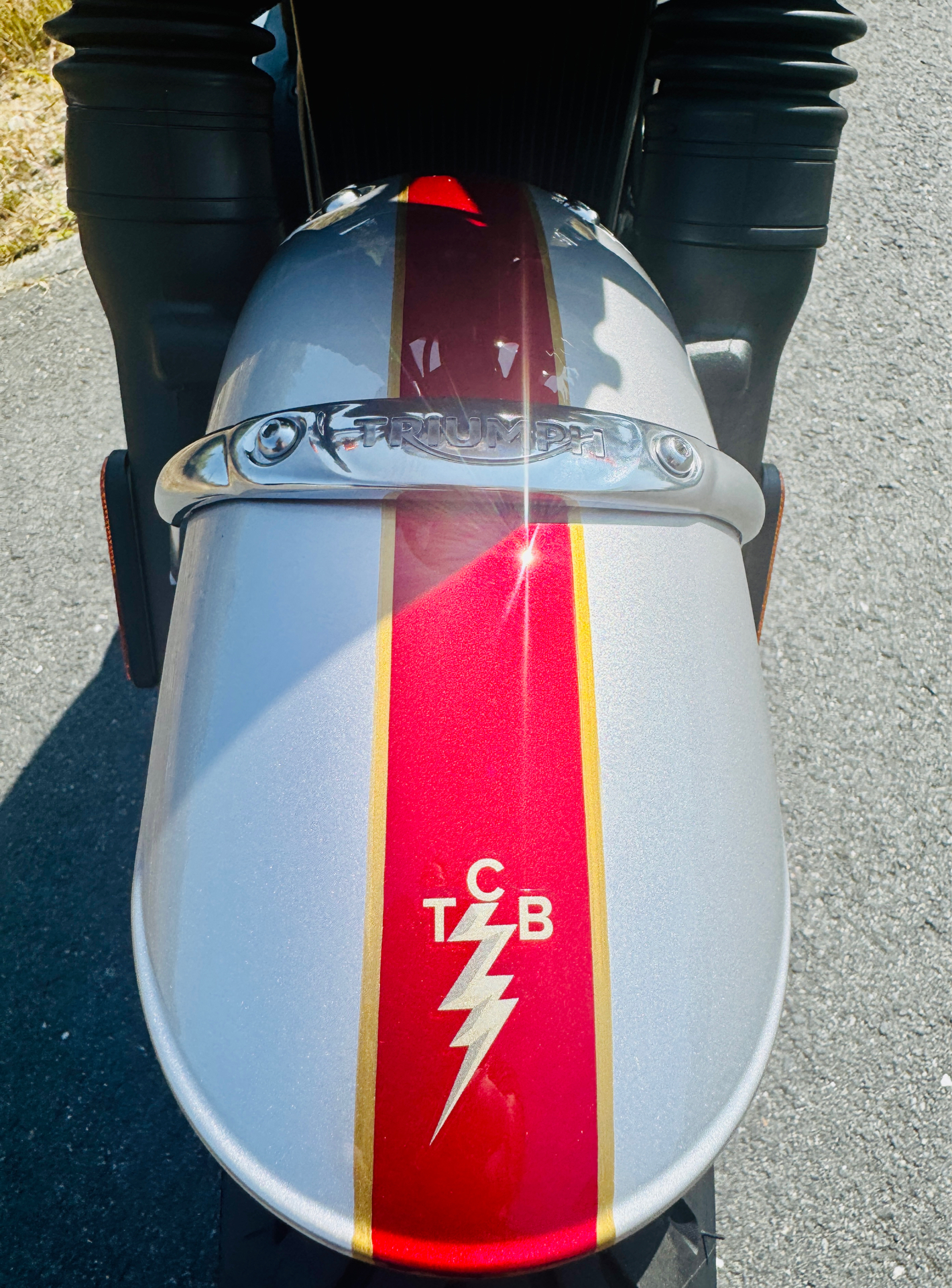 2025 Triumph Bonneville T120 Elvis Presley Limited Edition in Foxboro, Massachusetts - Photo 9