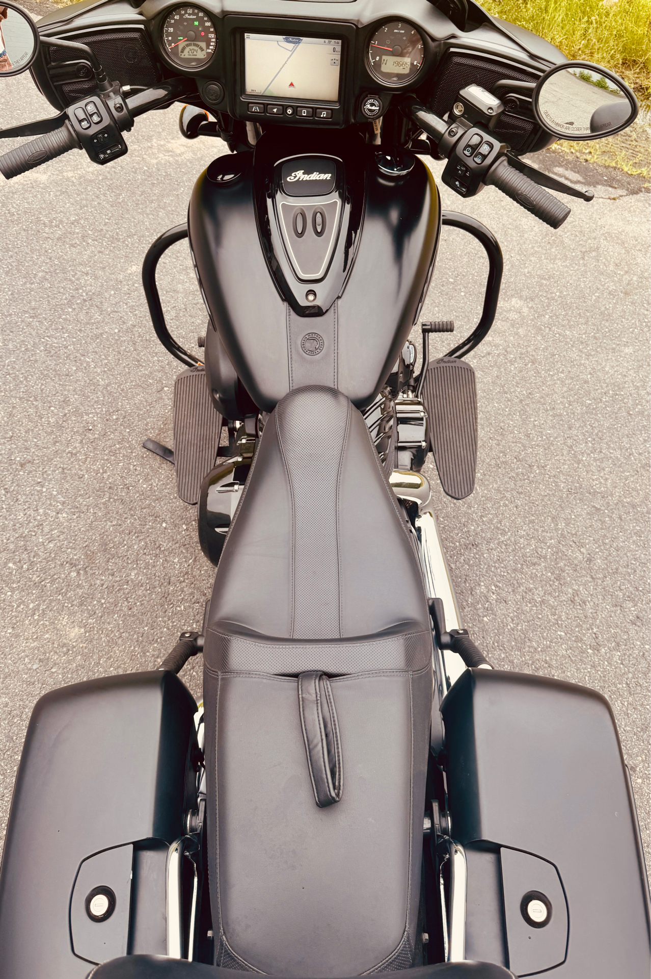 2022 Indian Motorcycle Chieftain® Dark Horse® in Foxboro, Massachusetts - Photo 8