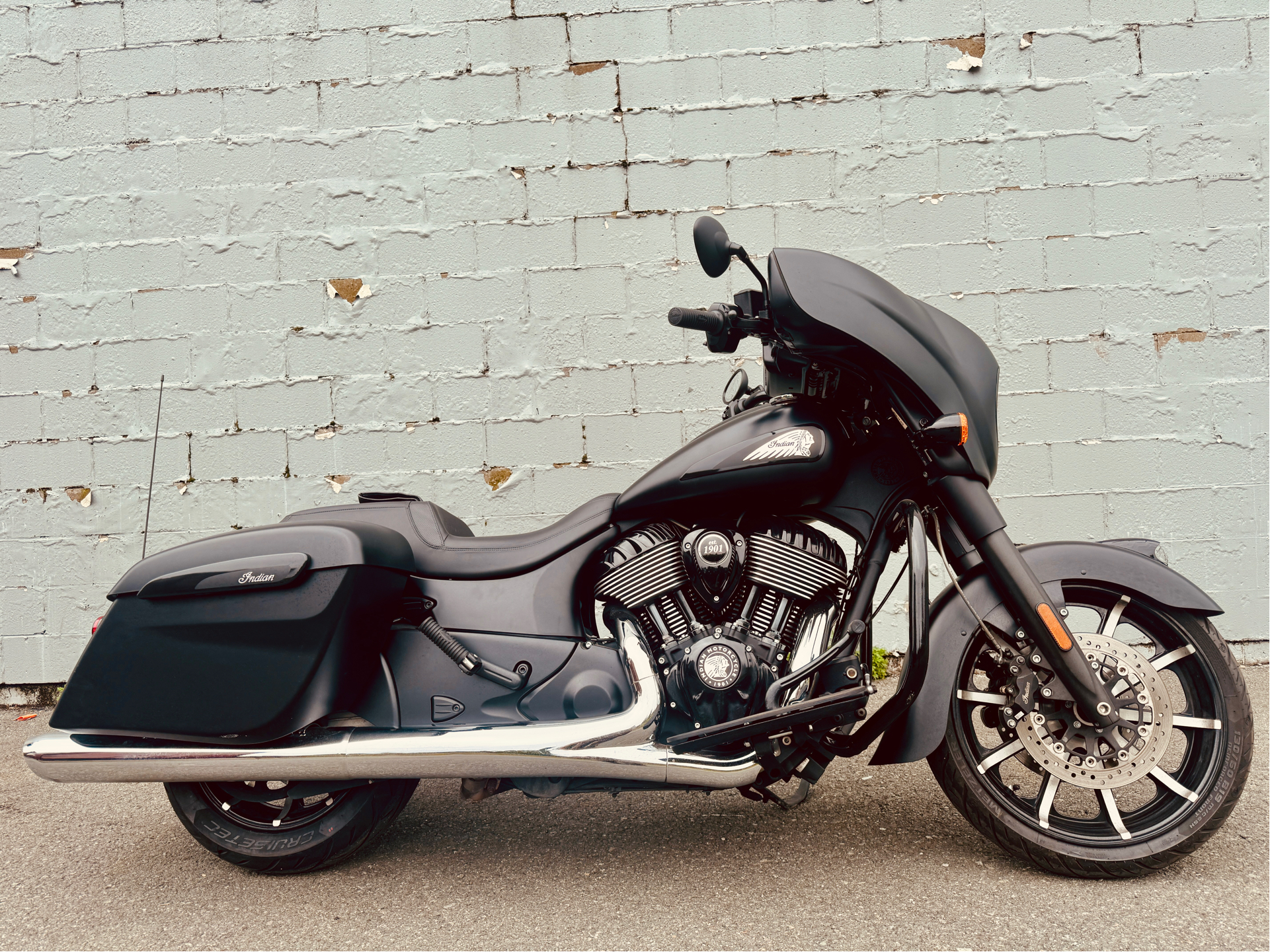 2022 Indian Motorcycle Chieftain® Dark Horse® in Foxboro, Massachusetts - Photo 15