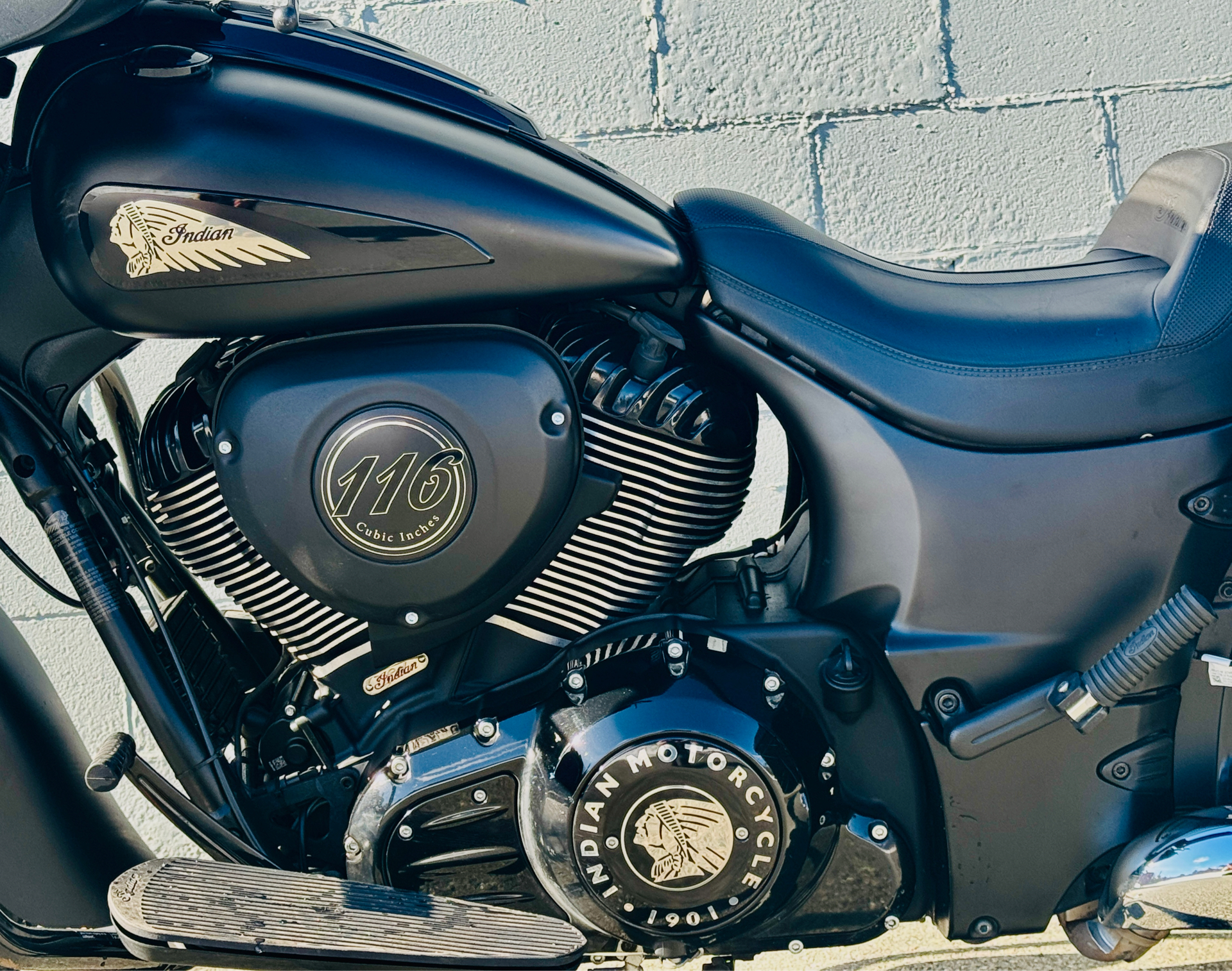 2022 Indian Motorcycle Chieftain® Dark Horse® in Foxboro, Massachusetts - Photo 6