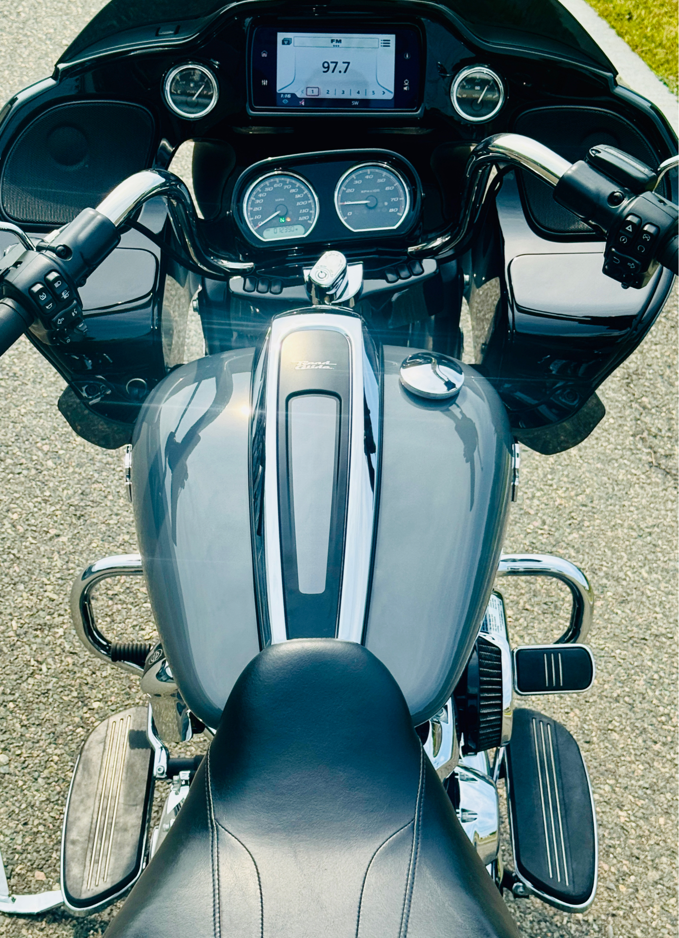 2022 Harley-Davidson Road Glide® Special in Foxboro, Massachusetts - Photo 6