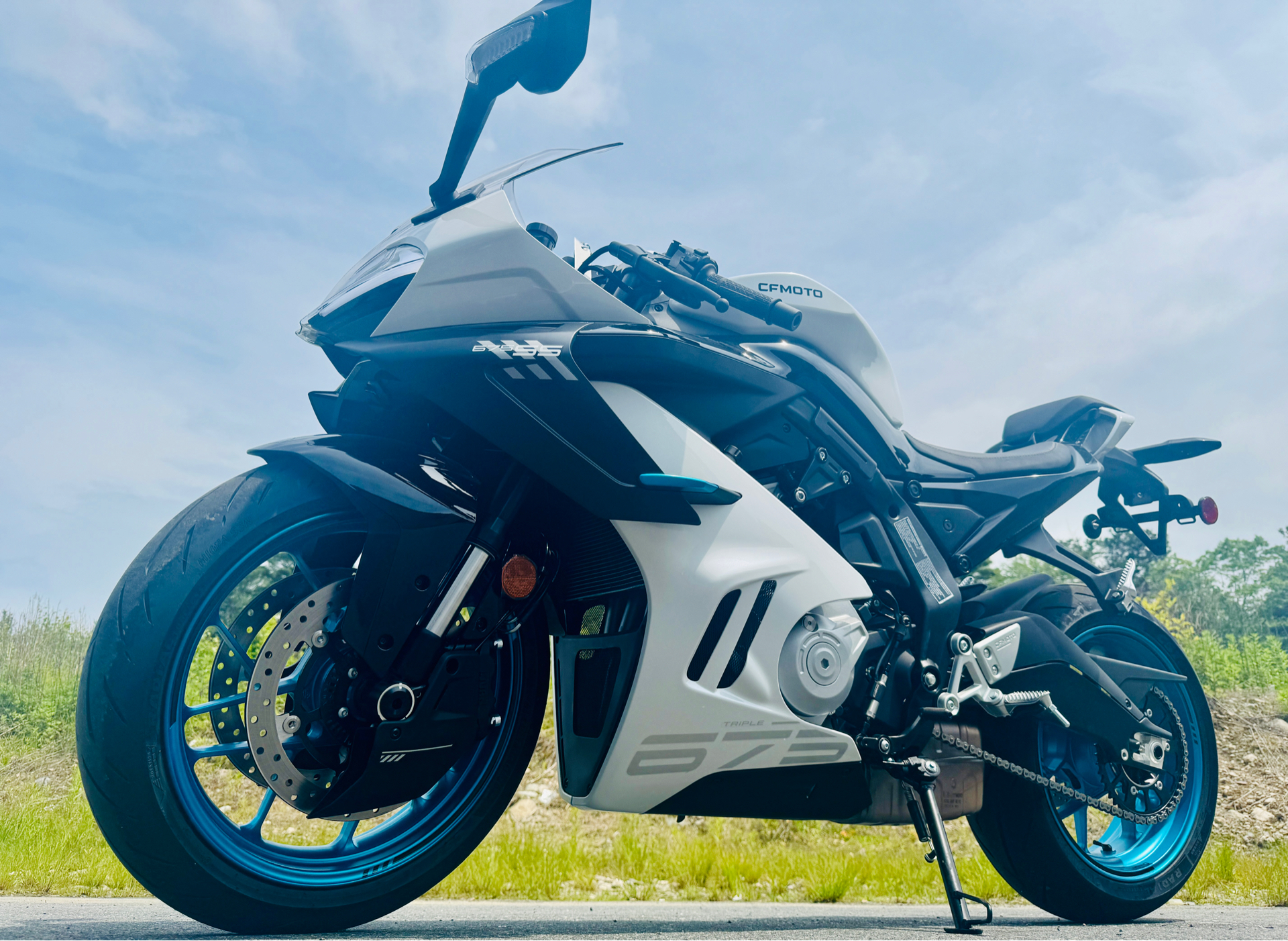 2025 CFMOTO 675SS in Foxboro, Massachusetts - Photo 17