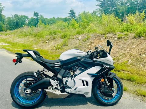 2025 CFMOTO 675SS in Foxboro, Massachusetts - Photo 10