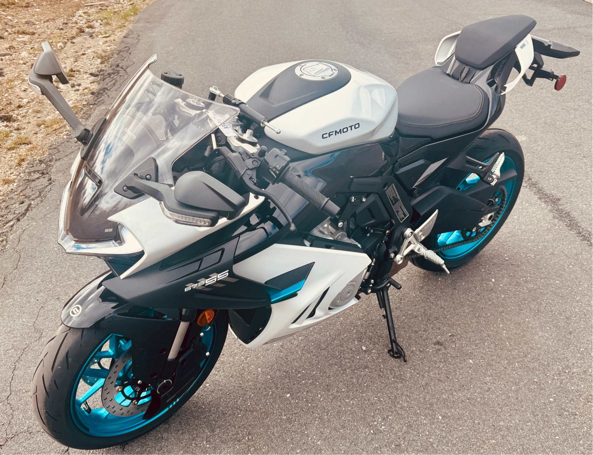 2025 CFMOTO 675SS in Foxboro, Massachusetts - Photo 13