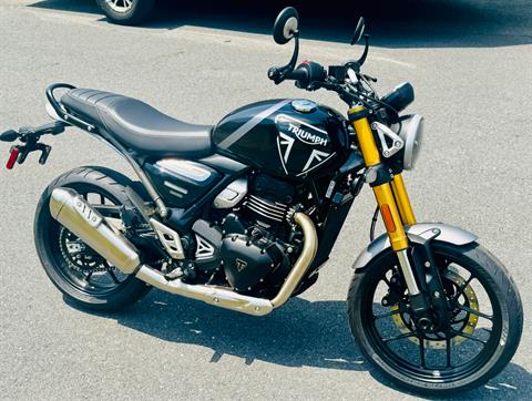 2025 Triumph Speed 400 in Foxboro, Massachusetts - Photo 10