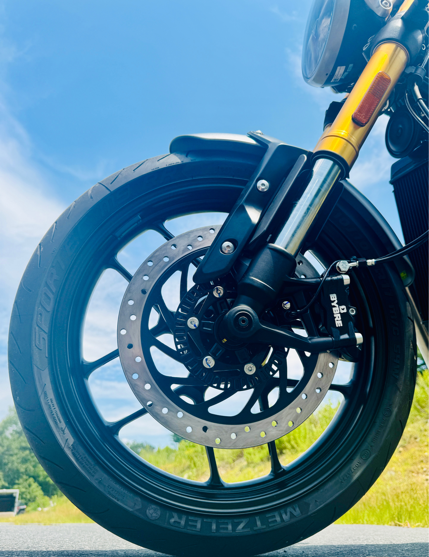 2025 Triumph Speed 400 in Foxboro, Massachusetts - Photo 17
