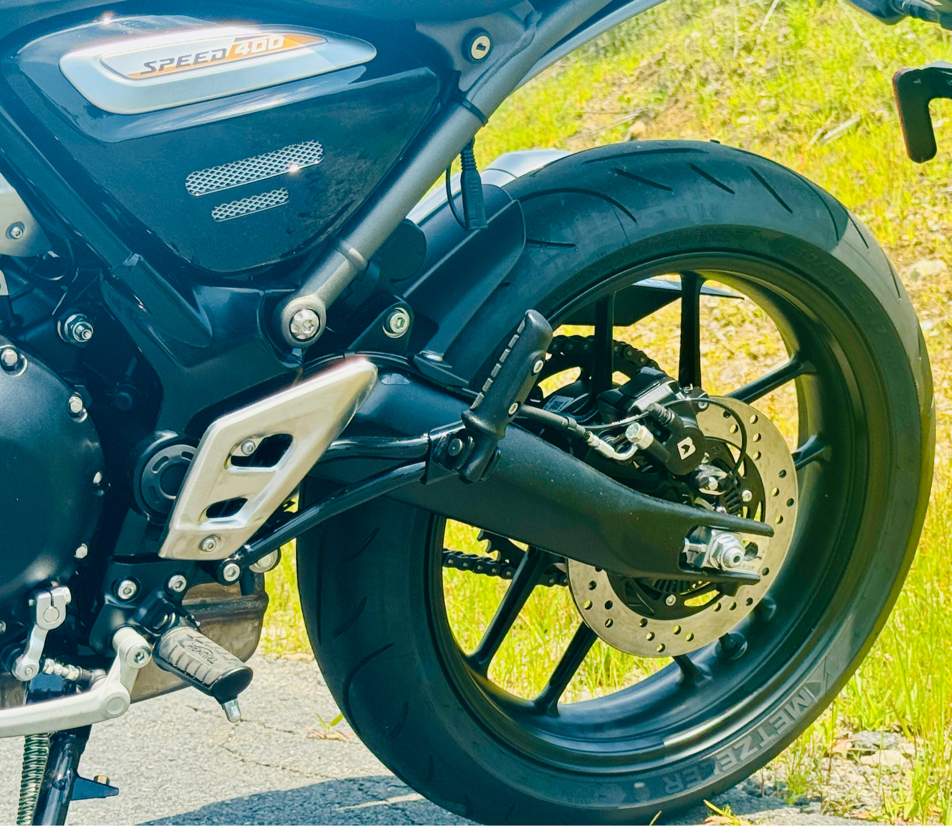 2025 Triumph Speed 400 in Foxboro, Massachusetts - Photo 23