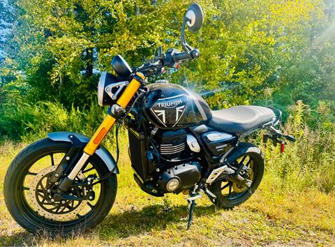 2025 Triumph Speed 400 in Foxboro, Massachusetts - Photo 1