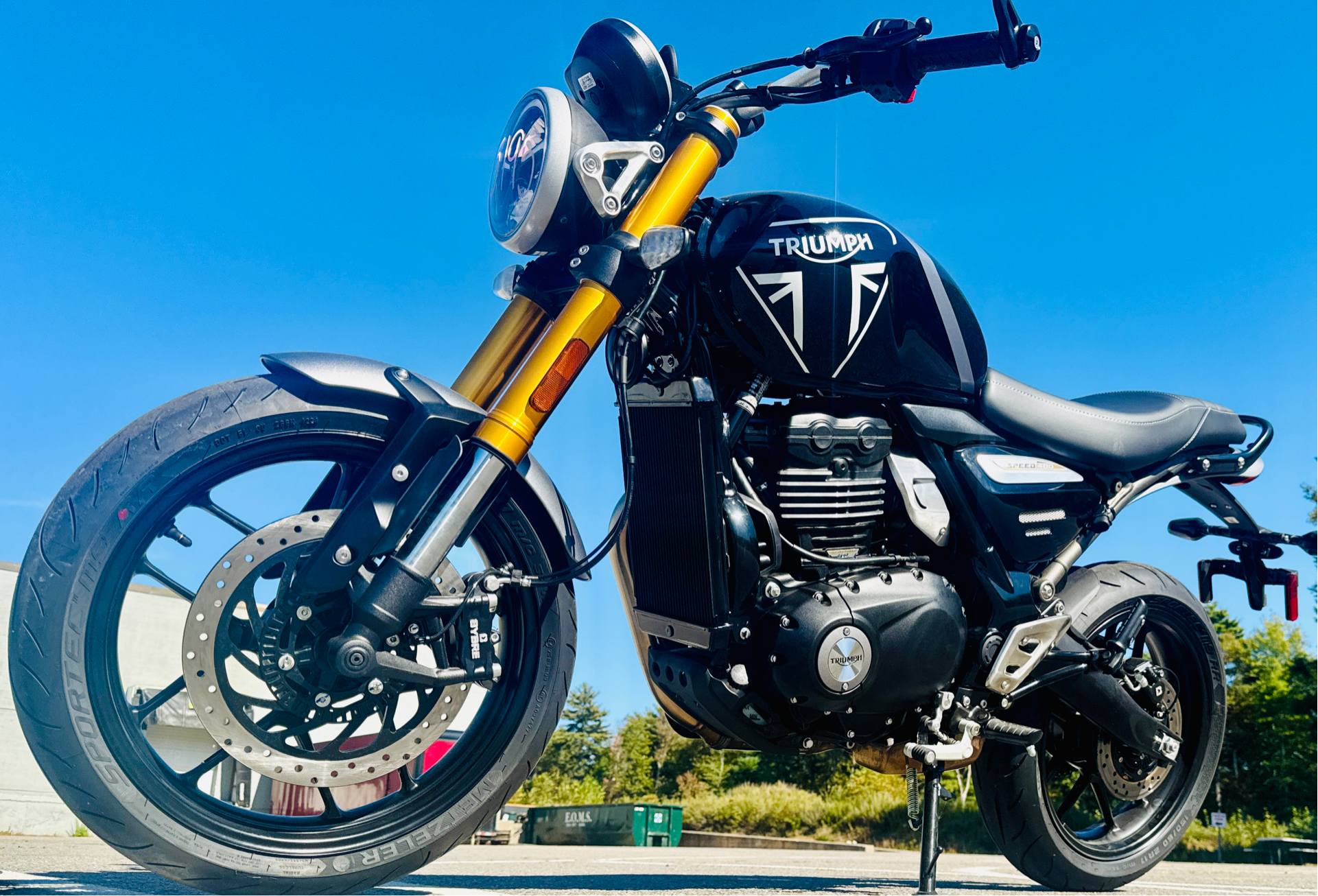 2025 Triumph Speed 400 in Foxboro, Massachusetts - Photo 11