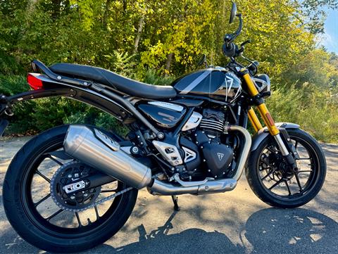 2025 Triumph Speed 400 in Foxboro, Massachusetts - Photo 5