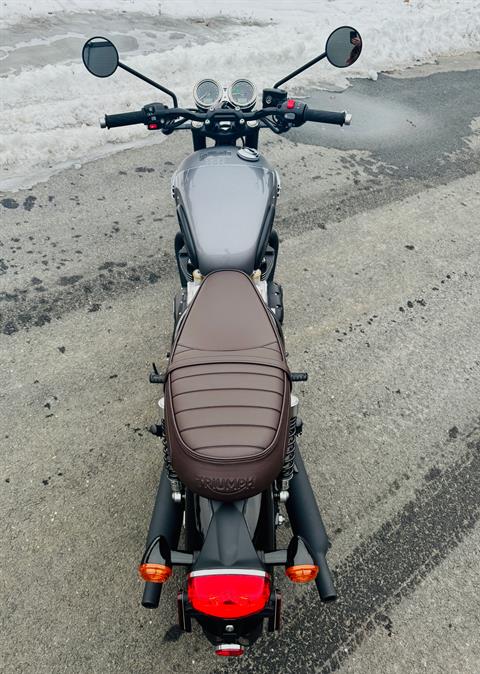 2025 Triumph Bonneville T120 Black in Foxboro, Massachusetts - Photo 3