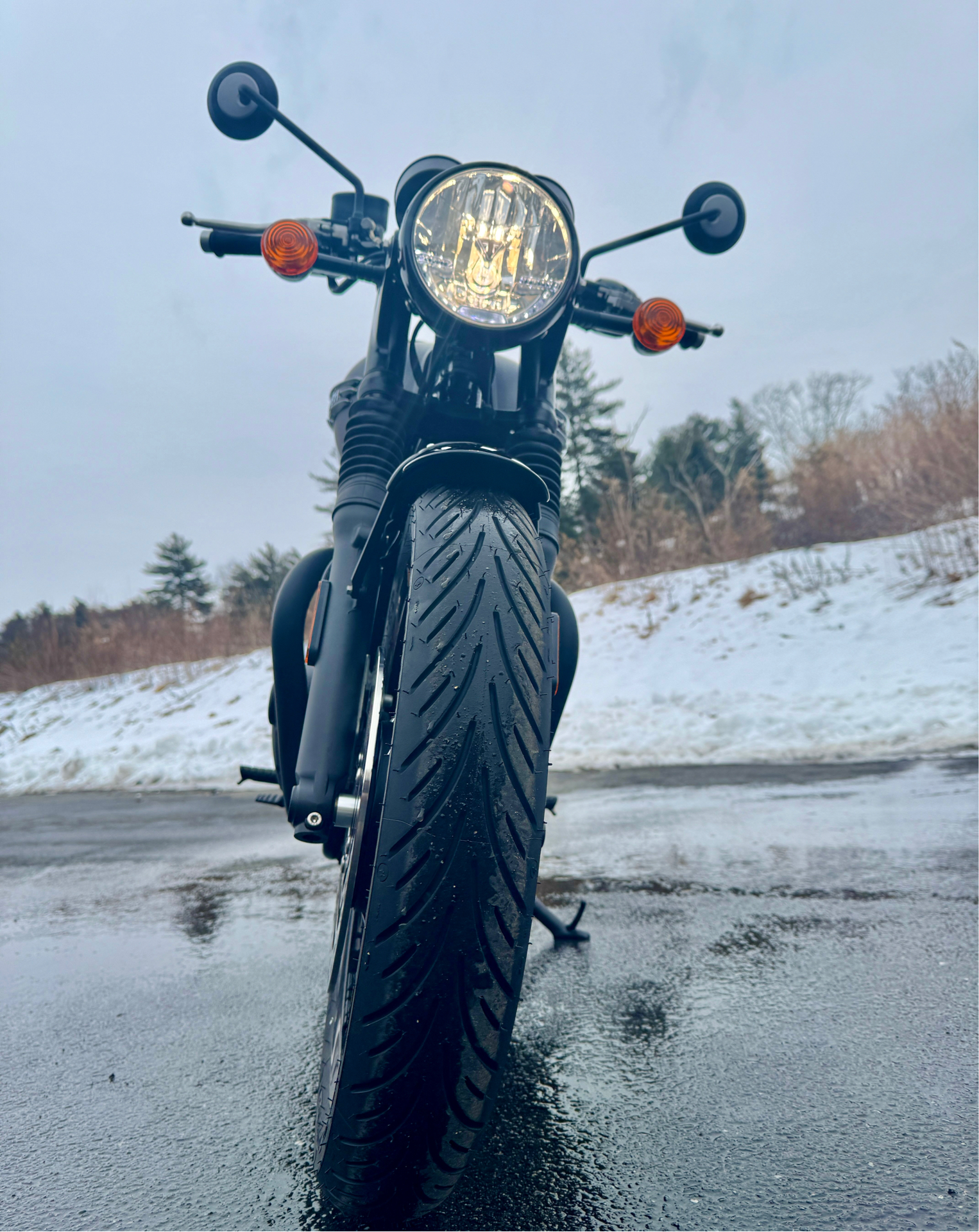 2025 Triumph Bonneville T120 Black in Foxboro, Massachusetts - Photo 15