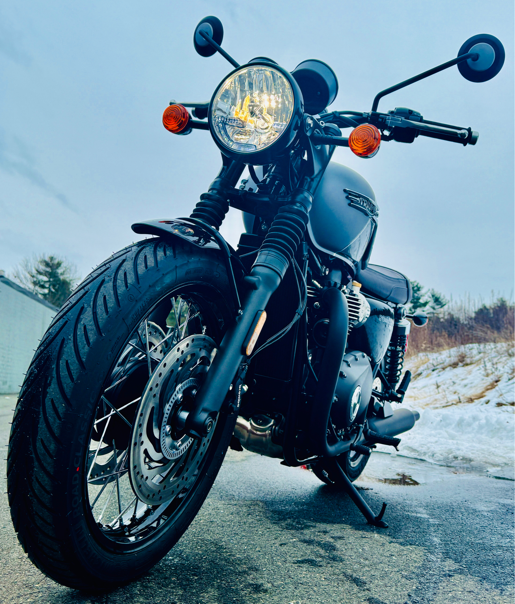 2025 Triumph Bonneville T120 Black in Foxboro, Massachusetts - Photo 20
