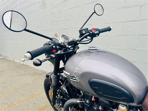 2025 Triumph Bonneville T120 Black in Foxboro, Massachusetts - Photo 45