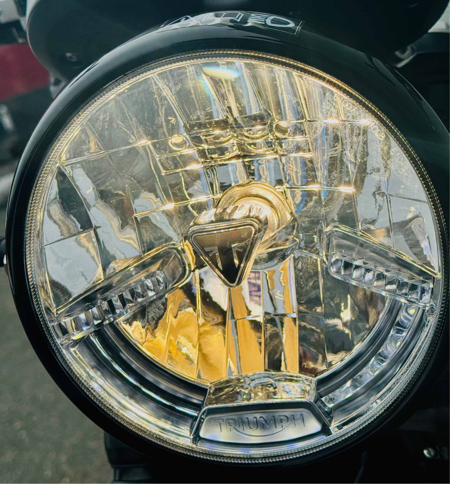 2025 Triumph Bonneville T120 Black in Foxboro, Massachusetts - Photo 55