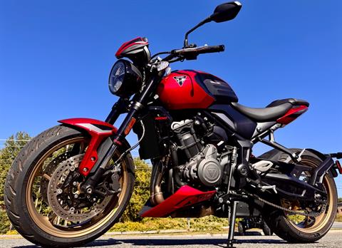 New 2026 Triumph Trident 800 Carnival Red Motorcycles For Sale in