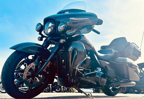 2020 Harley-Davidson Ultra Limited in Foxboro, Massachusetts - Photo 12