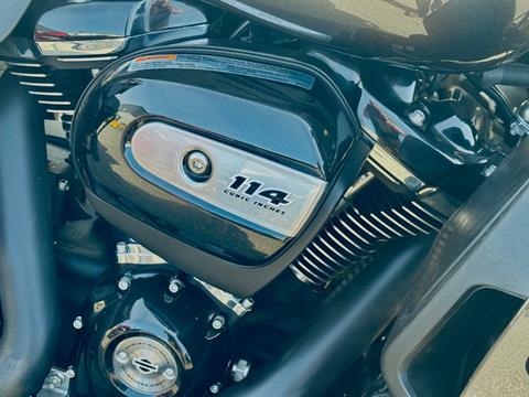 2020 Harley-Davidson Ultra Limited in Foxboro, Massachusetts - Photo 8