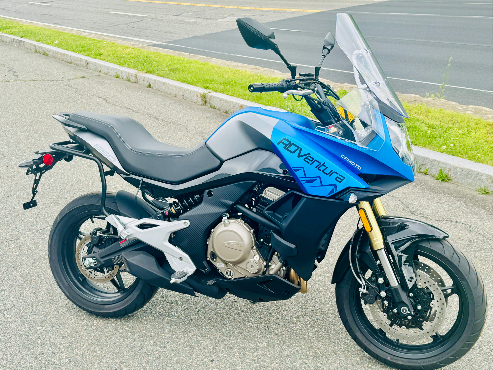 2022 CFMOTO 650 Adventura in Foxboro, Massachusetts - Photo 1