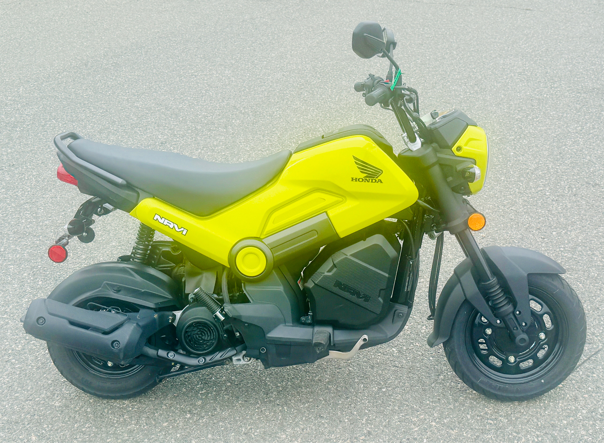 2023 Honda Navi in Foxboro, Massachusetts - Photo 12