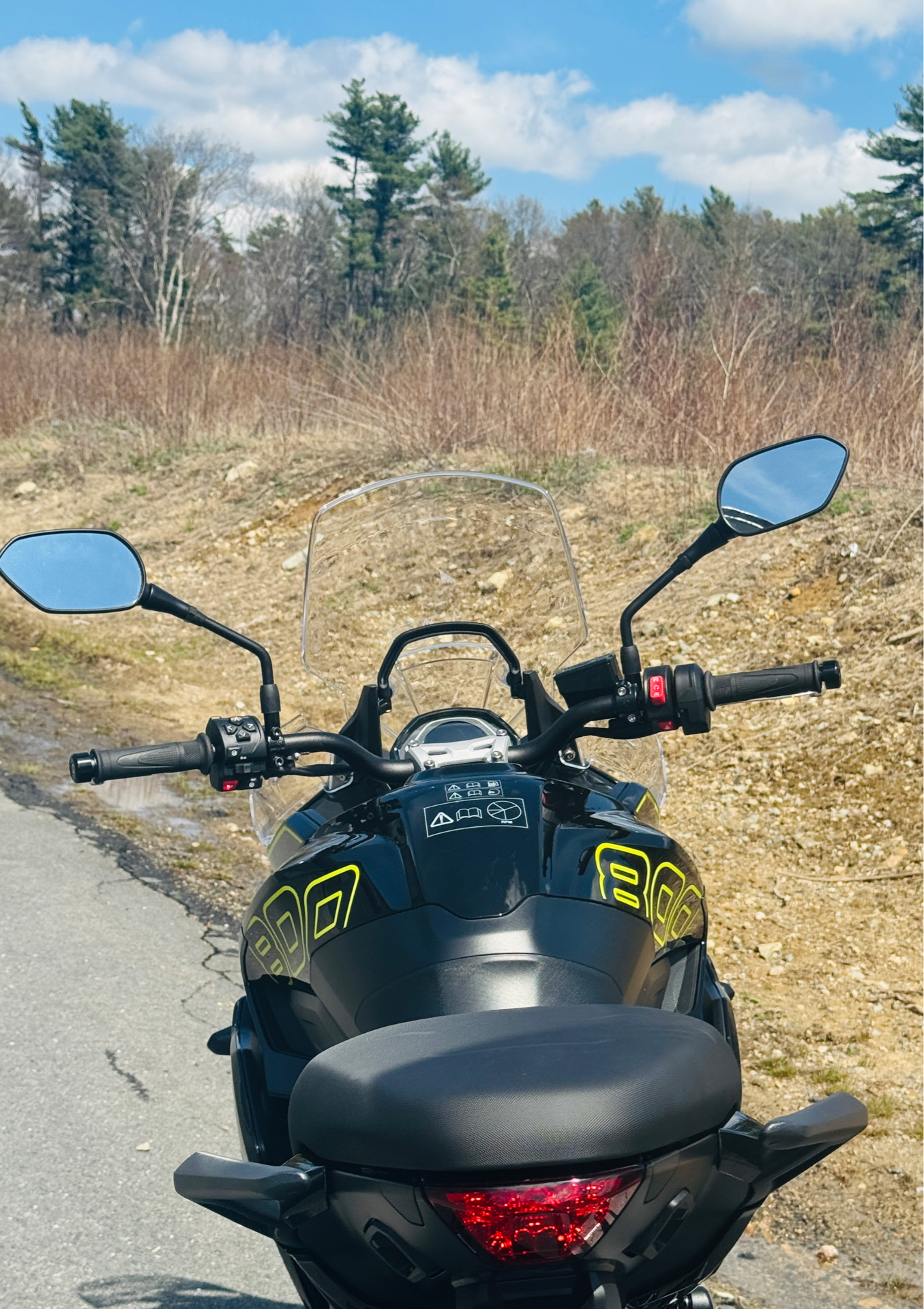 2025 Triumph Tiger Sport 800 in Foxboro, Massachusetts - Photo 13