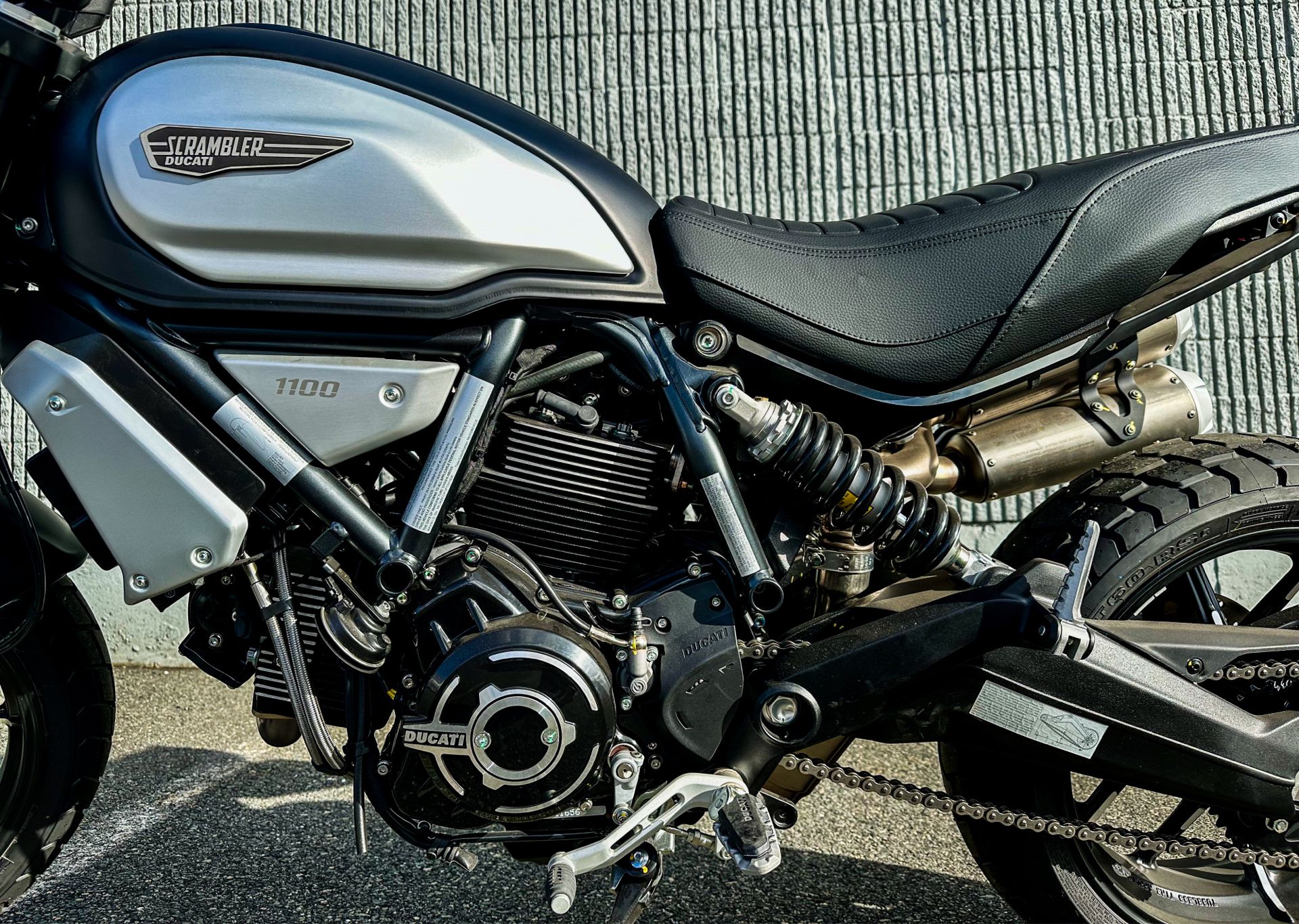 2023 Ducati Scrambler 1100 Dark PRO in Foxboro, Massachusetts - Photo 7