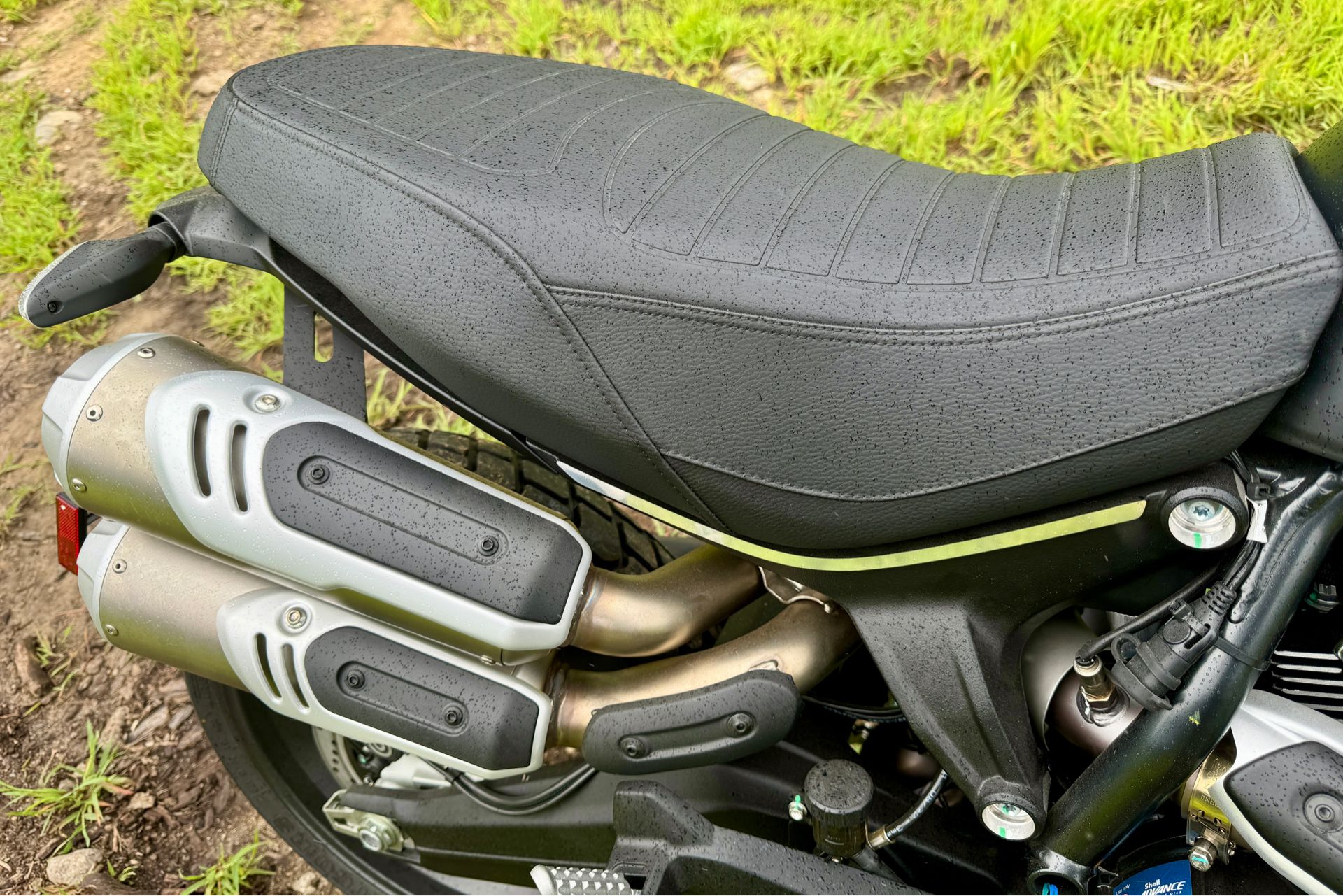 2023 Ducati Scrambler 1100 Dark PRO in Foxboro, Massachusetts - Photo 14