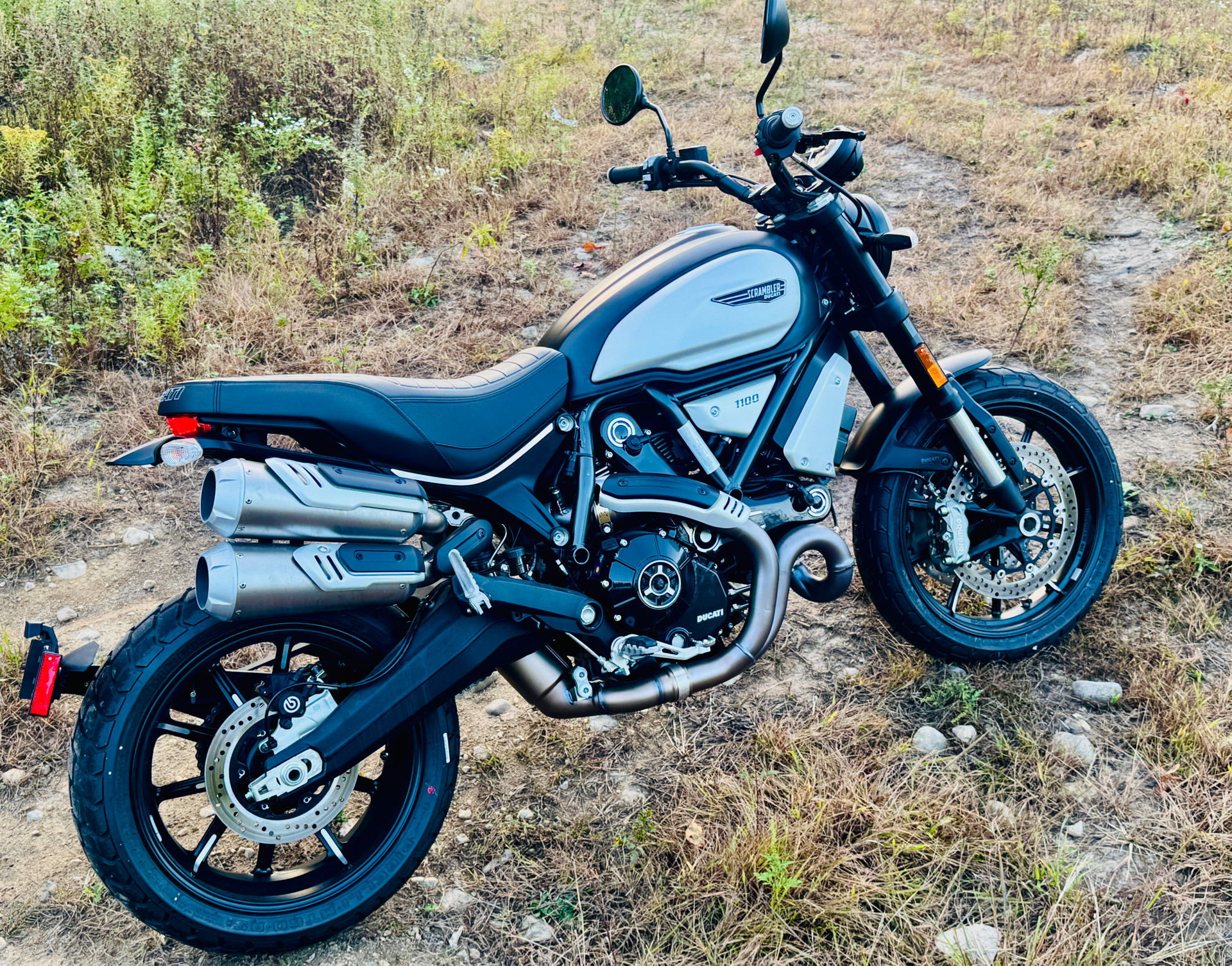 2023 Ducati Scrambler 1100 Dark PRO in Foxboro, Massachusetts - Photo 12