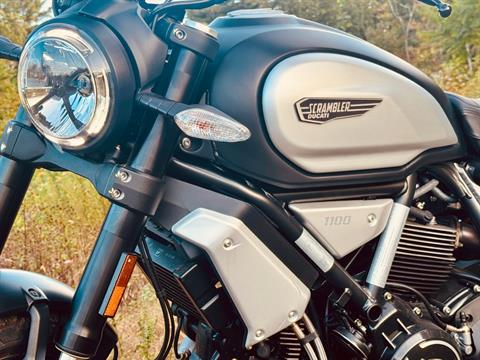 2023 Ducati Scrambler 1100 Dark PRO in Foxboro, Massachusetts - Photo 19