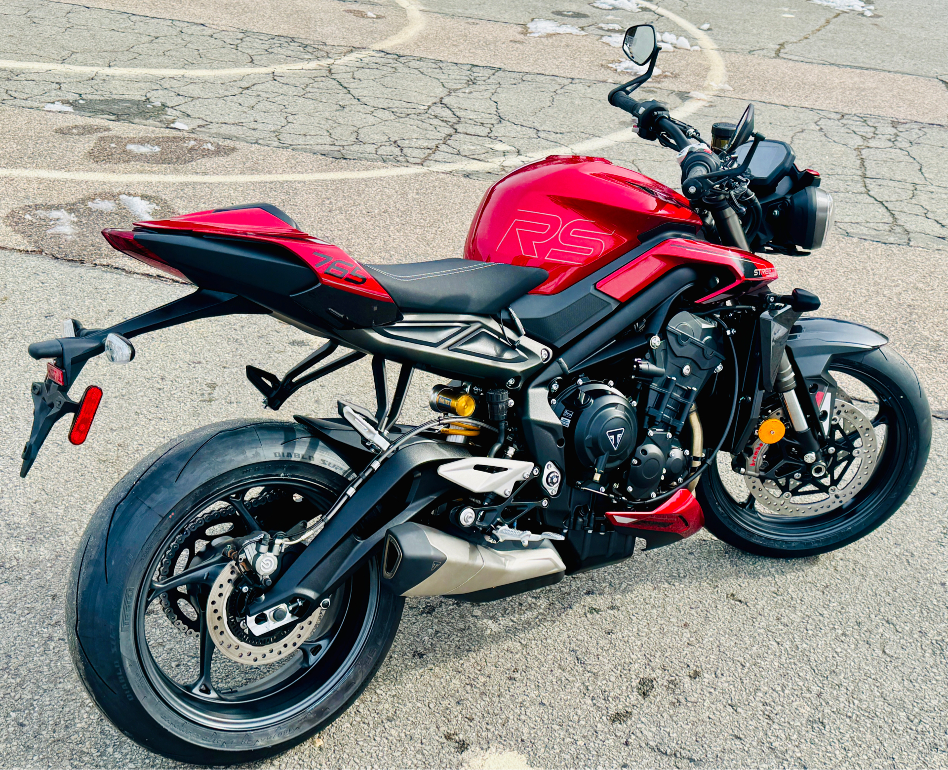 2025 Triumph Street Triple 765 RS in Foxboro, Massachusetts - Photo 23