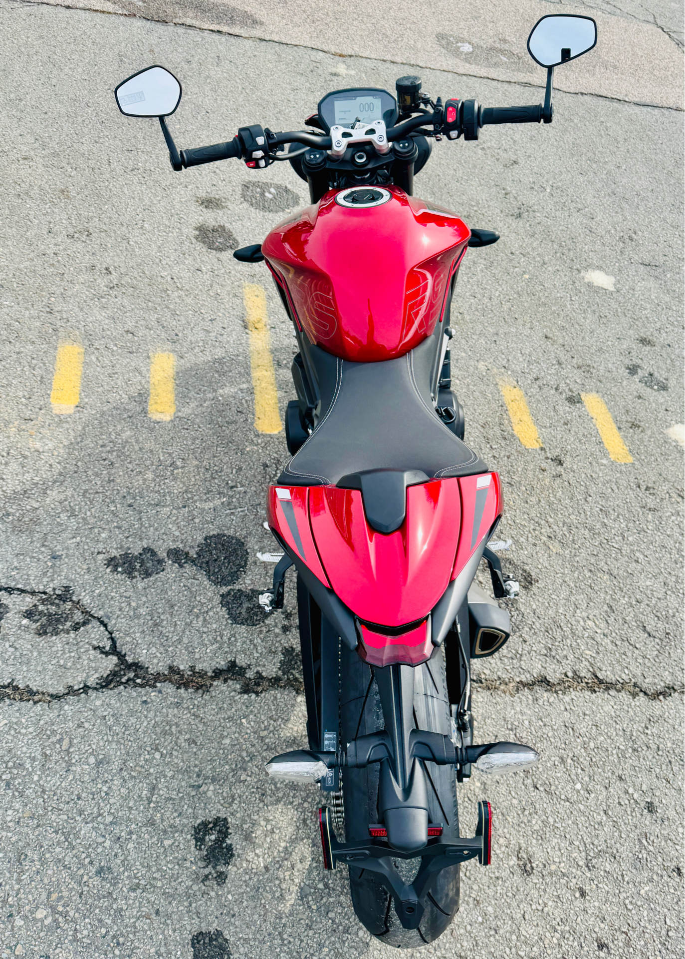 2025 Triumph Street Triple 765 RS in Foxboro, Massachusetts - Photo 7