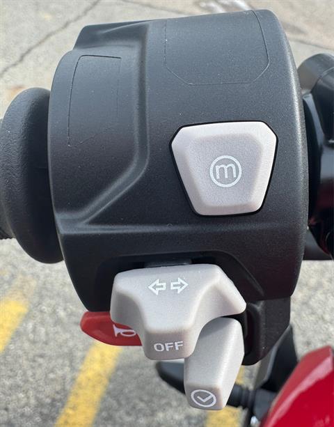 2025 Triumph Street Triple 765 RS in Foxboro, Massachusetts - Photo 29